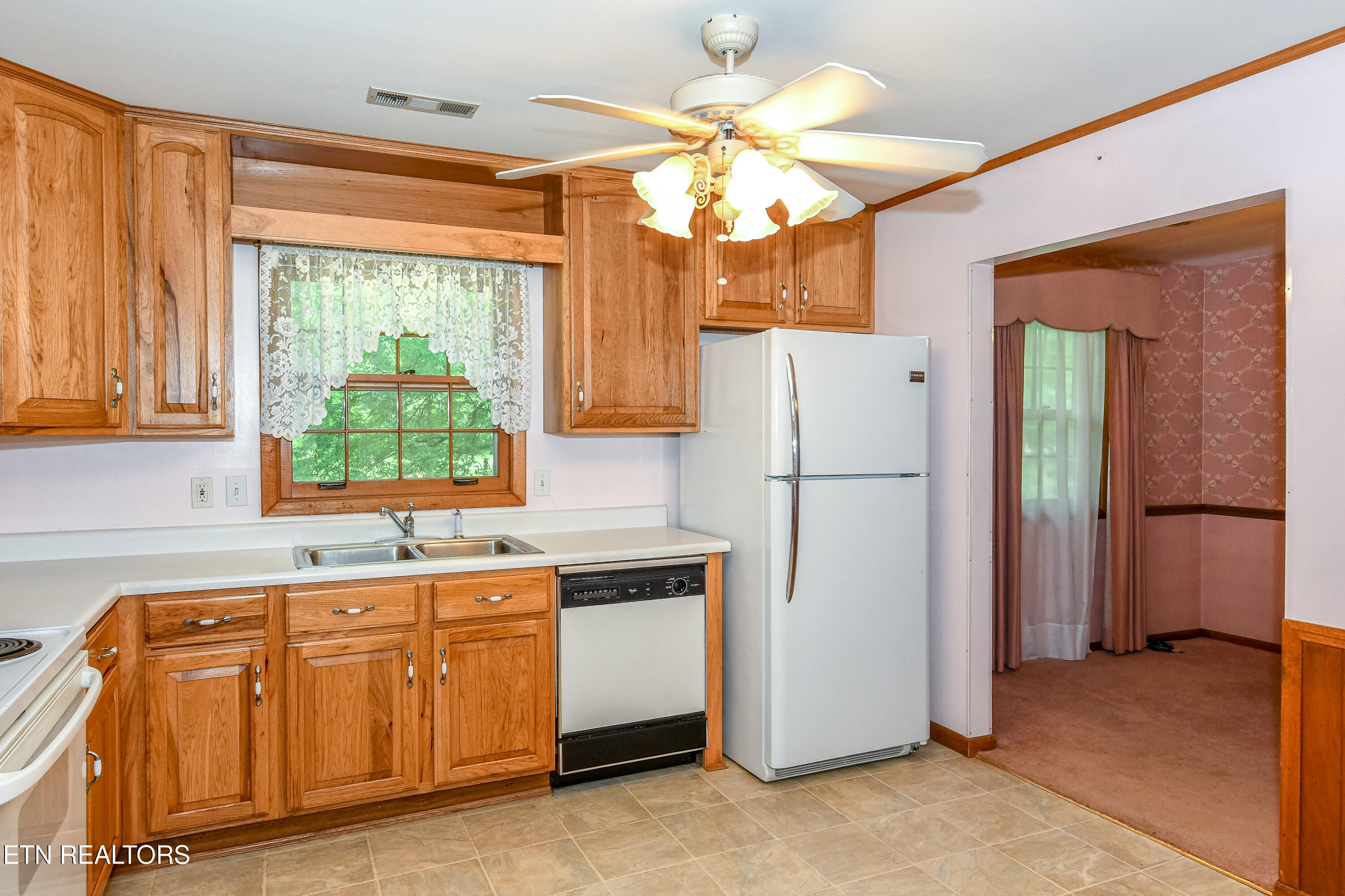 8705 Longmeade Drive Knoxville TN 37923