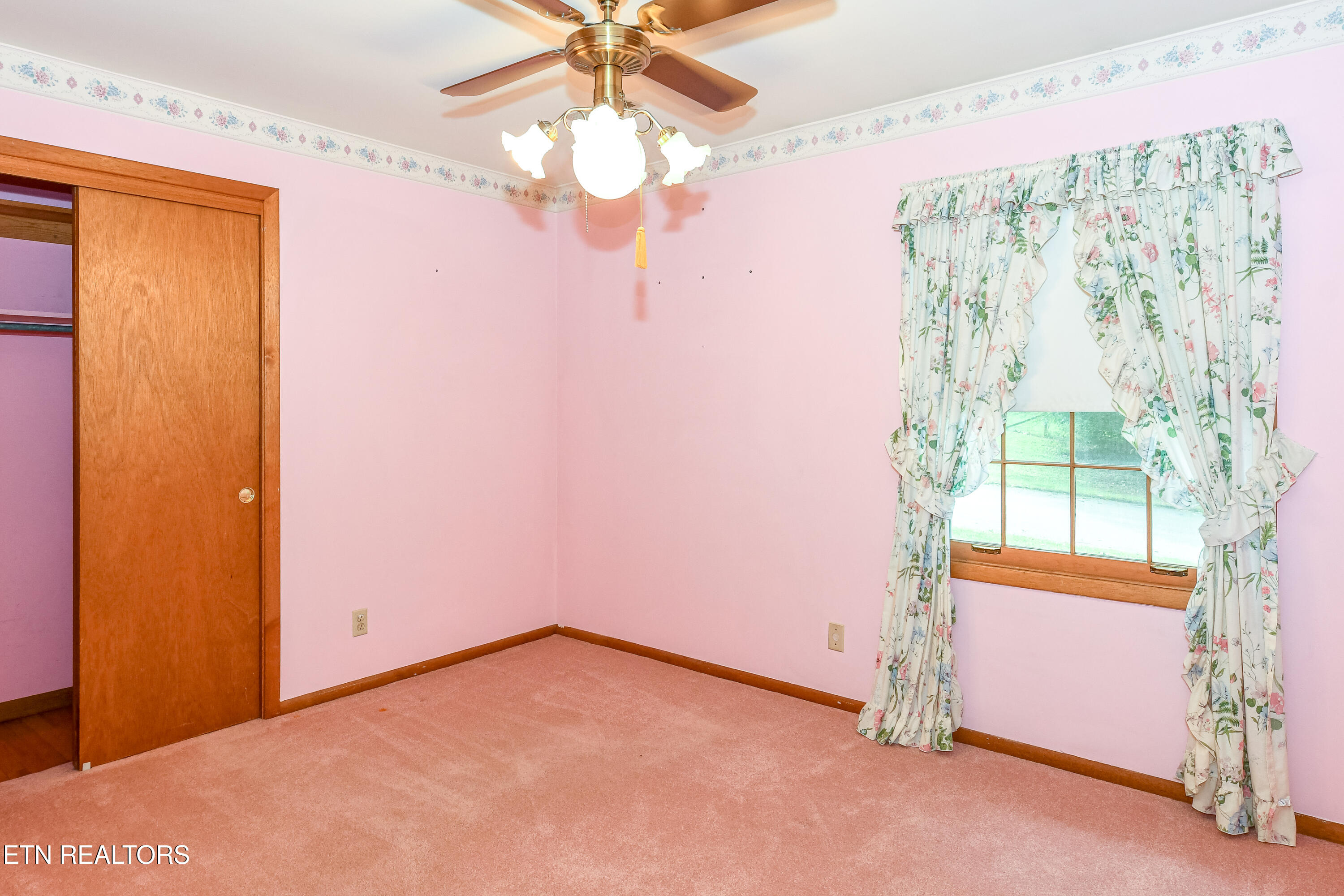 8705 Longmeade Drive Knoxville TN 37923