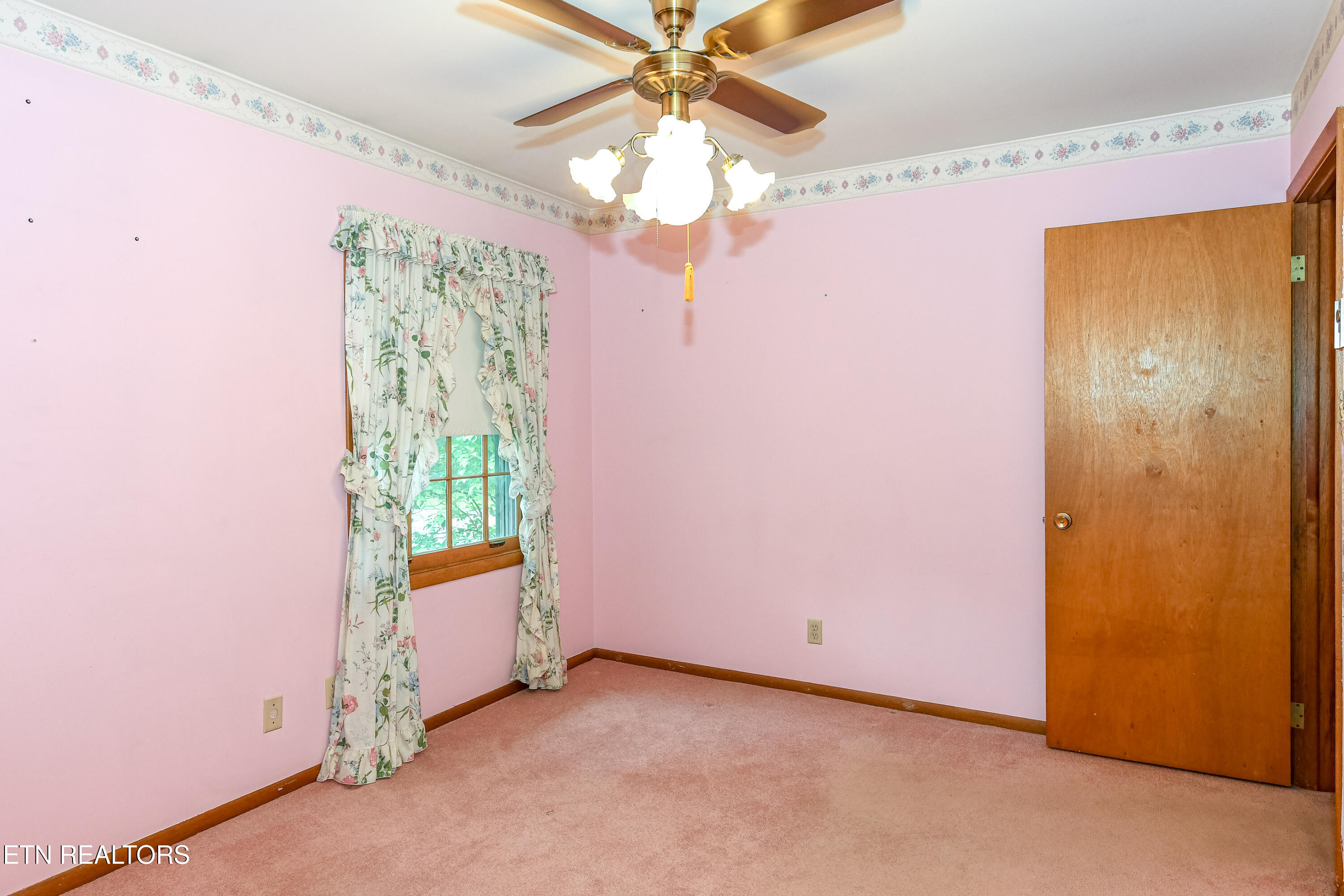 8705 Longmeade Drive Knoxville TN 37923