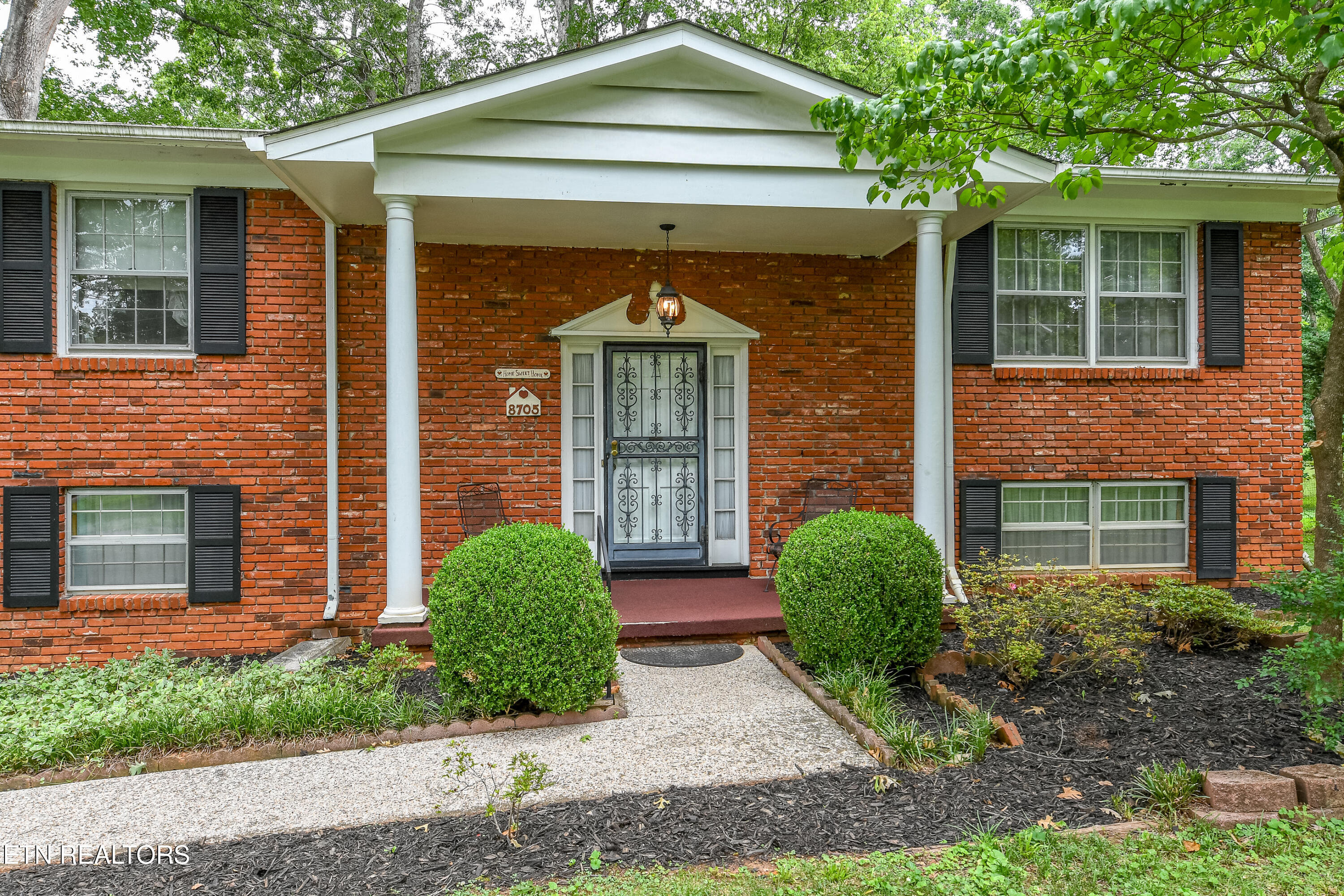 8705 Longmeade Drive Knoxville TN 37923