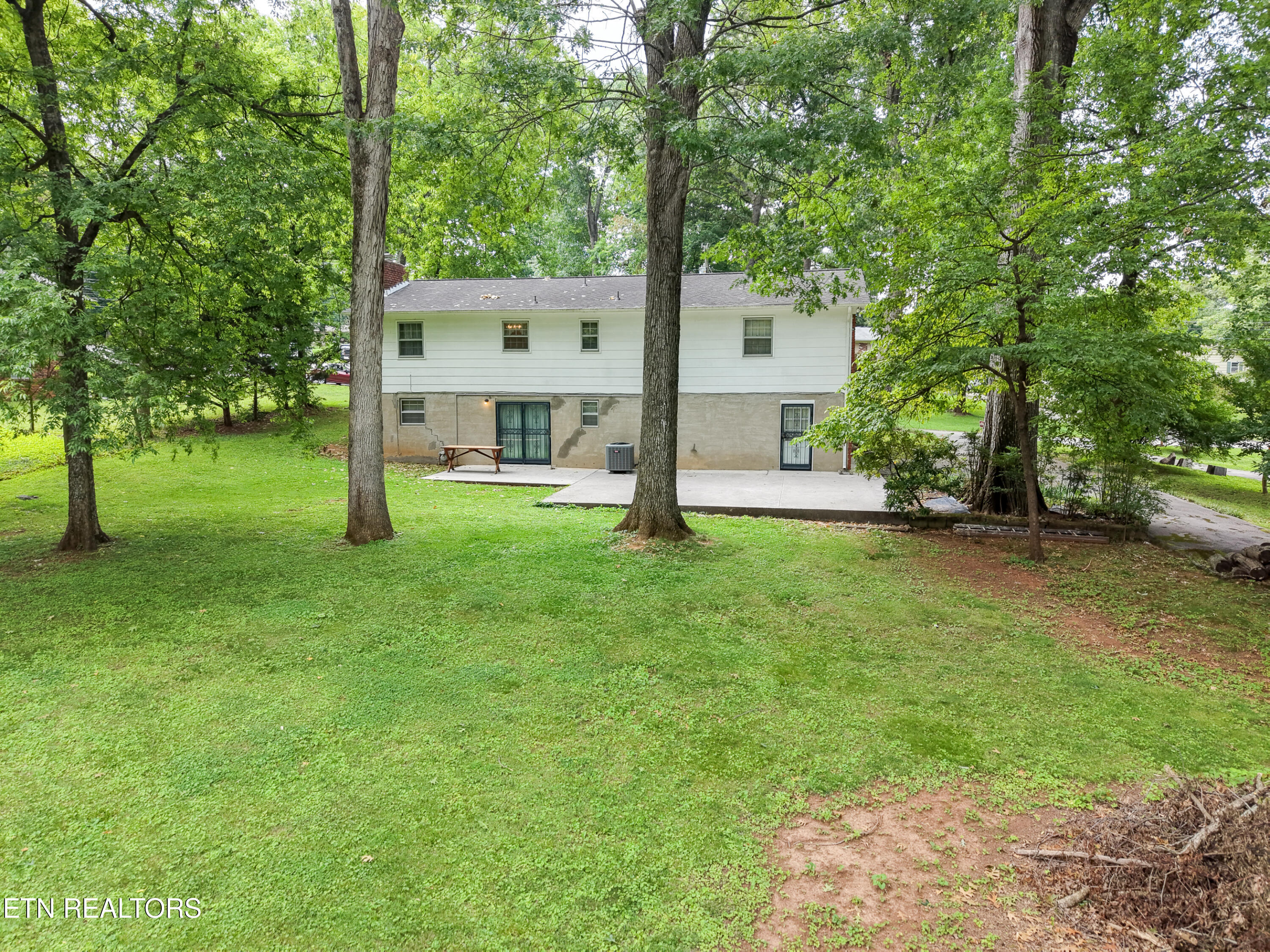 8705 Longmeade Drive Knoxville TN 37923