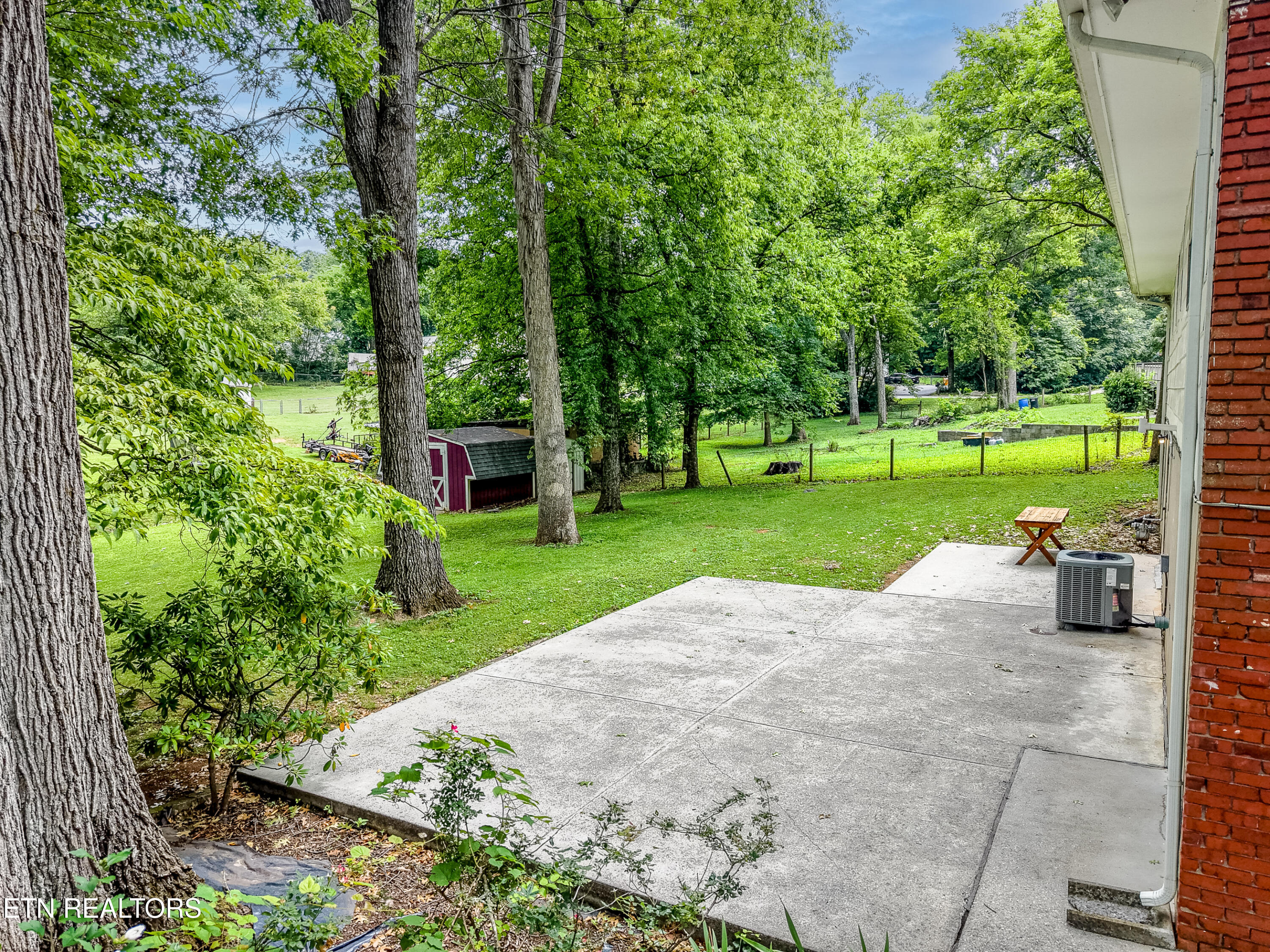 8705 Longmeade Drive Knoxville TN 37923