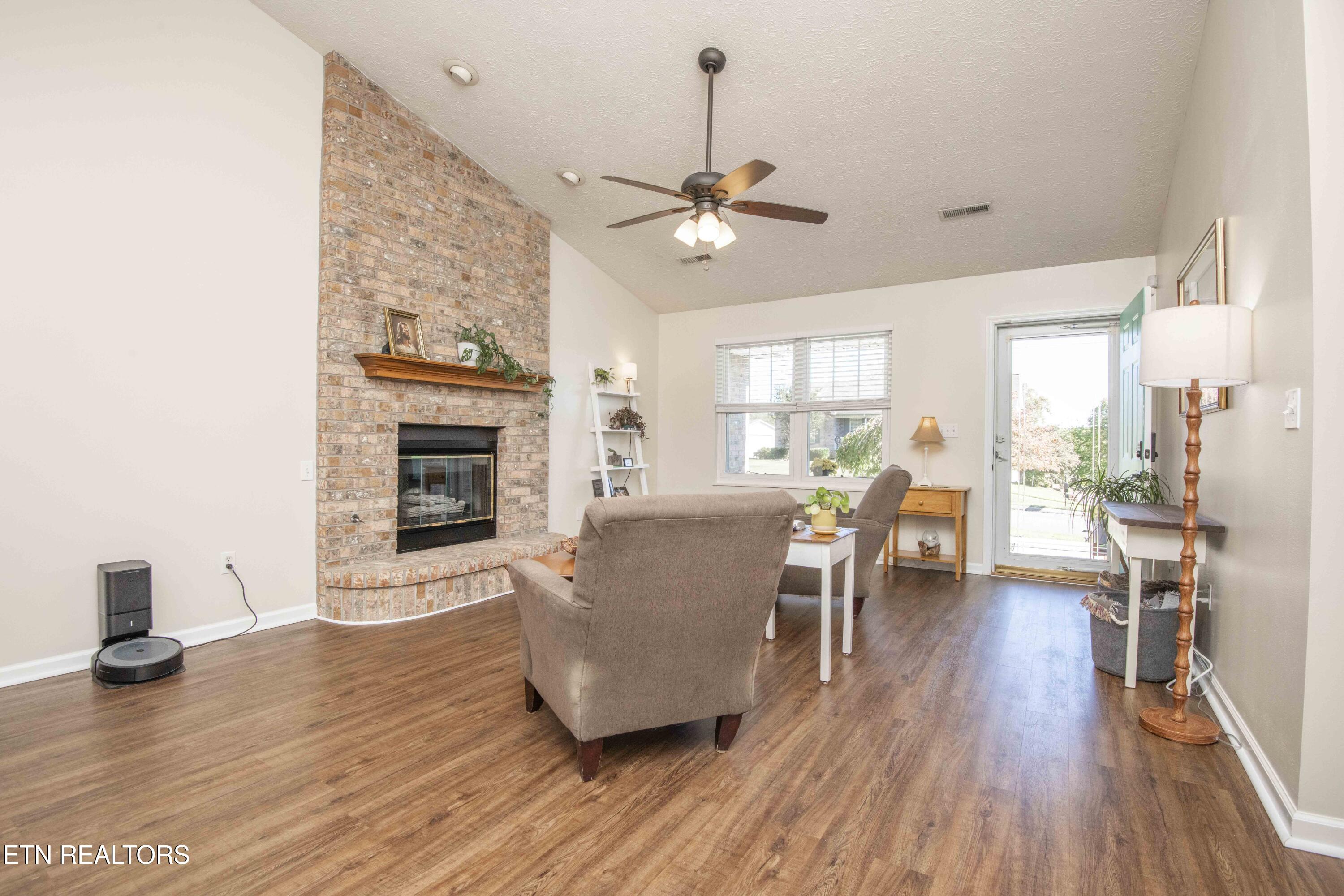 1835 Ridge Creek Lane Knoxville TN 37938