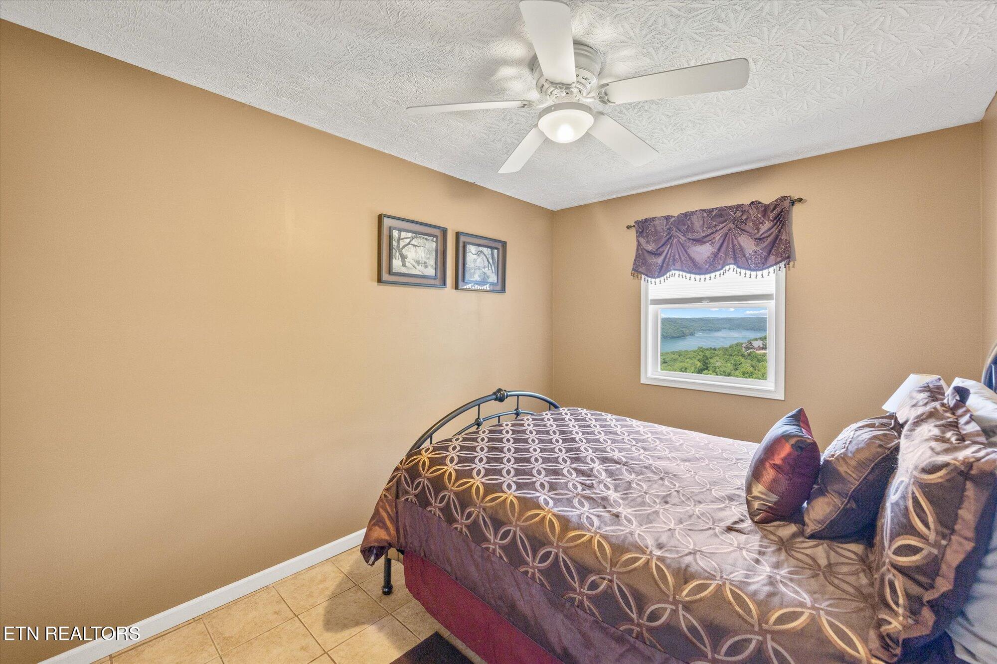 7378 Lillydale Road Byrdstown TN 38549