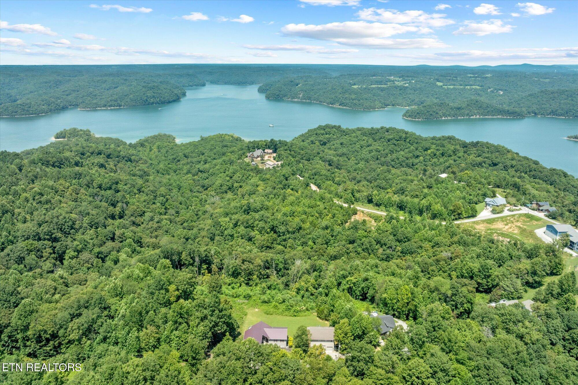 7378 Lillydale Road Byrdstown TN 38549