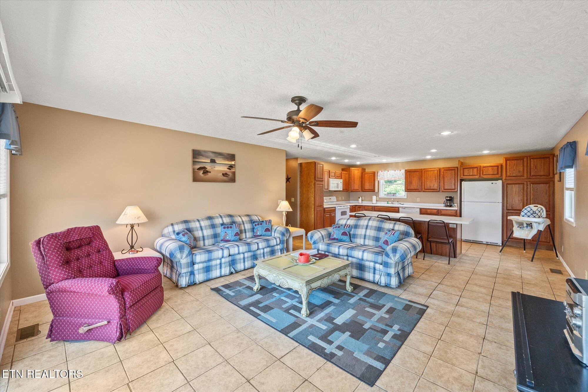 7378 Lillydale Road Byrdstown TN 38549