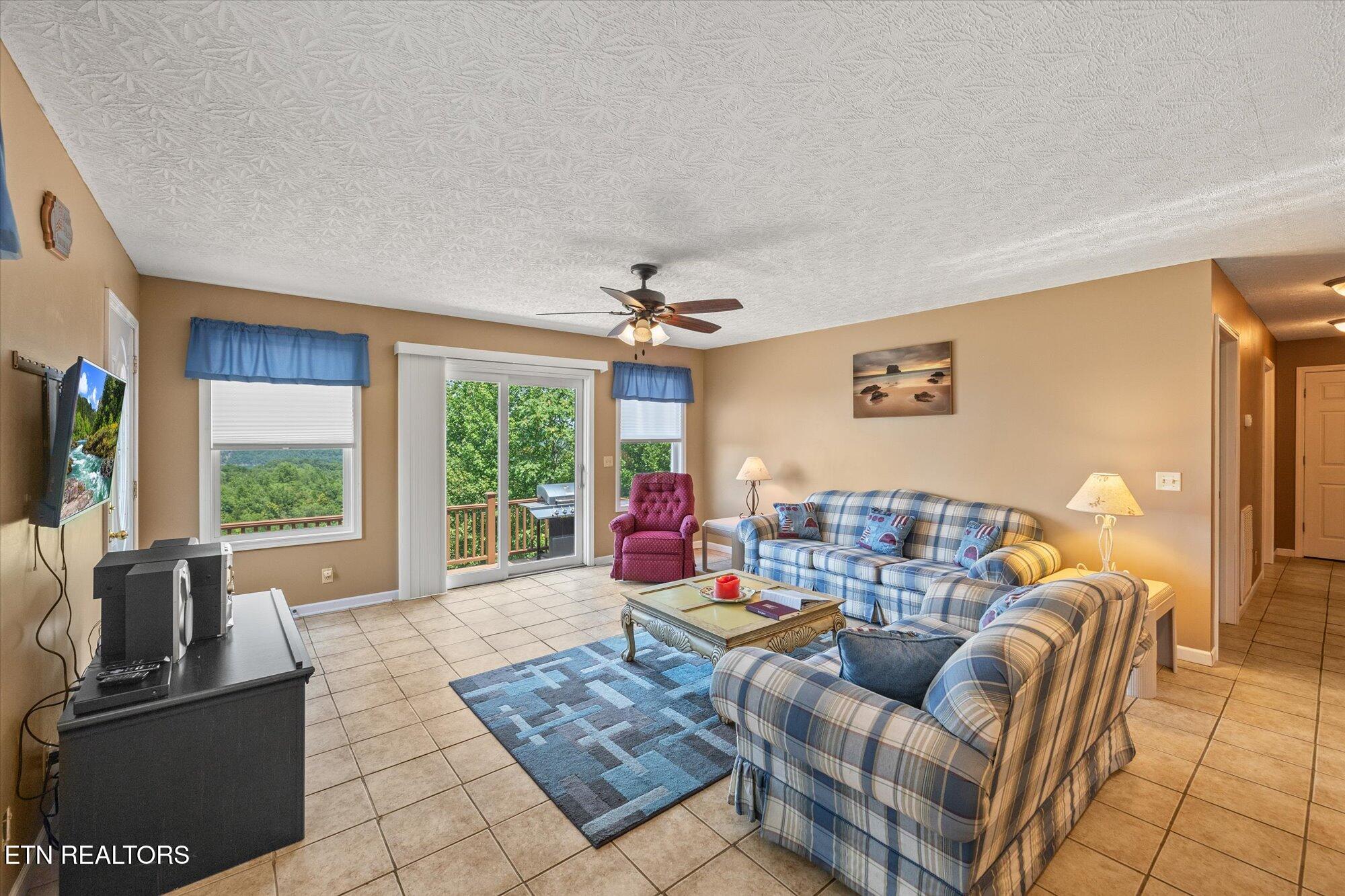 7378 Lillydale Road Byrdstown TN 38549