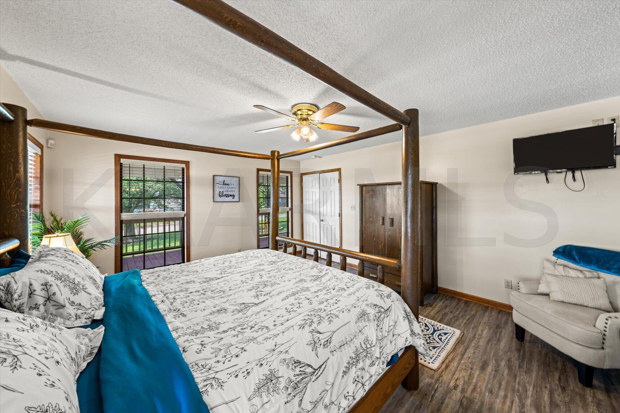 1424 Kay View Drive Sevierville TN 37876
