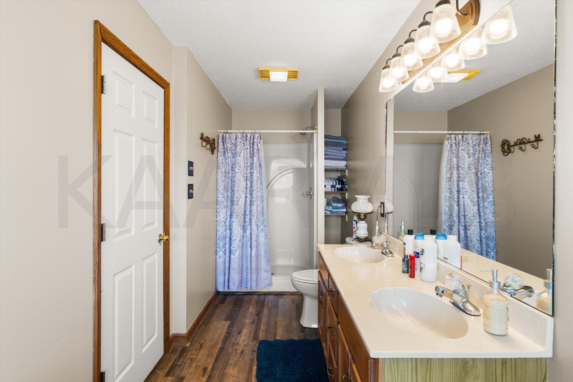 1424 Kay View Drive Sevierville TN 37876