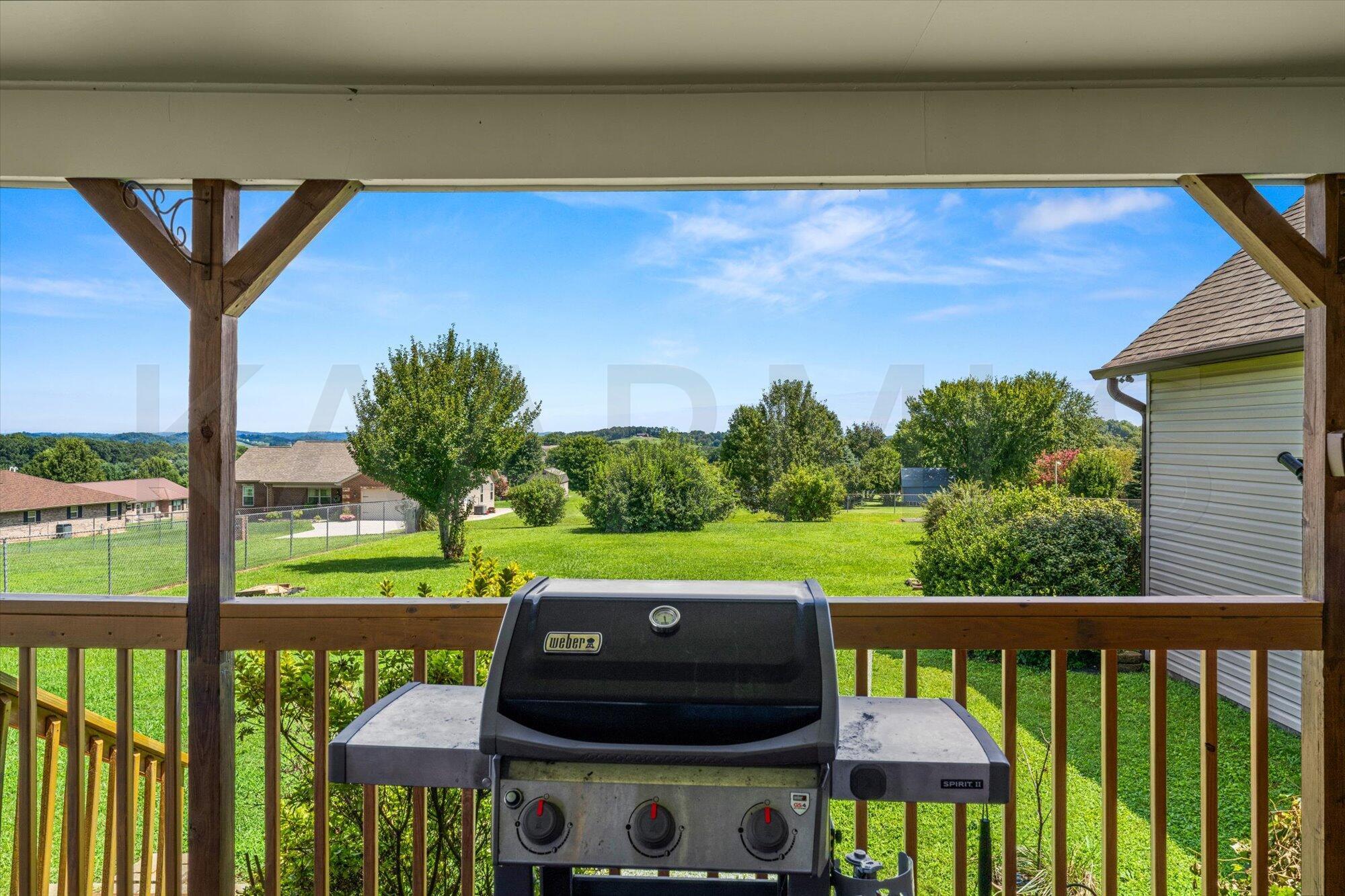 1424 Kay View Drive Sevierville TN 37876