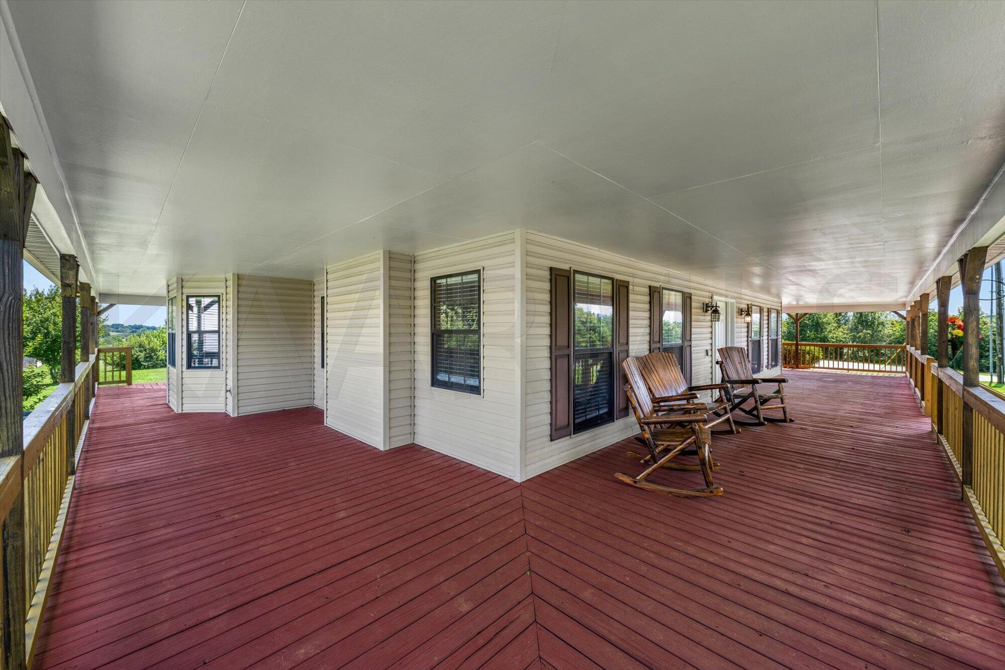 1424 Kay View Drive Sevierville TN 37876
