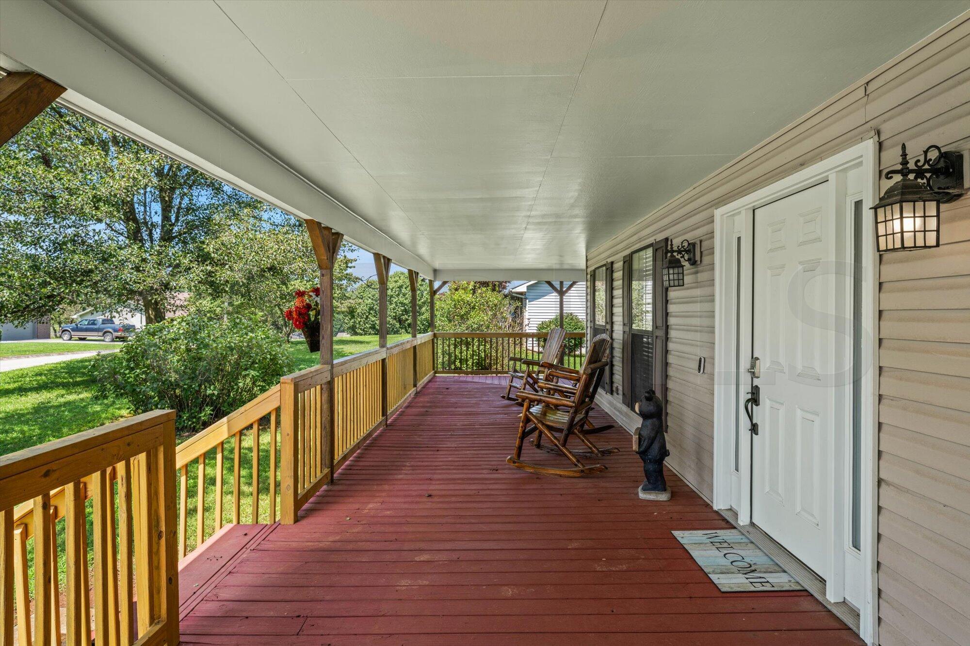1424 Kay View Drive Sevierville TN 37876