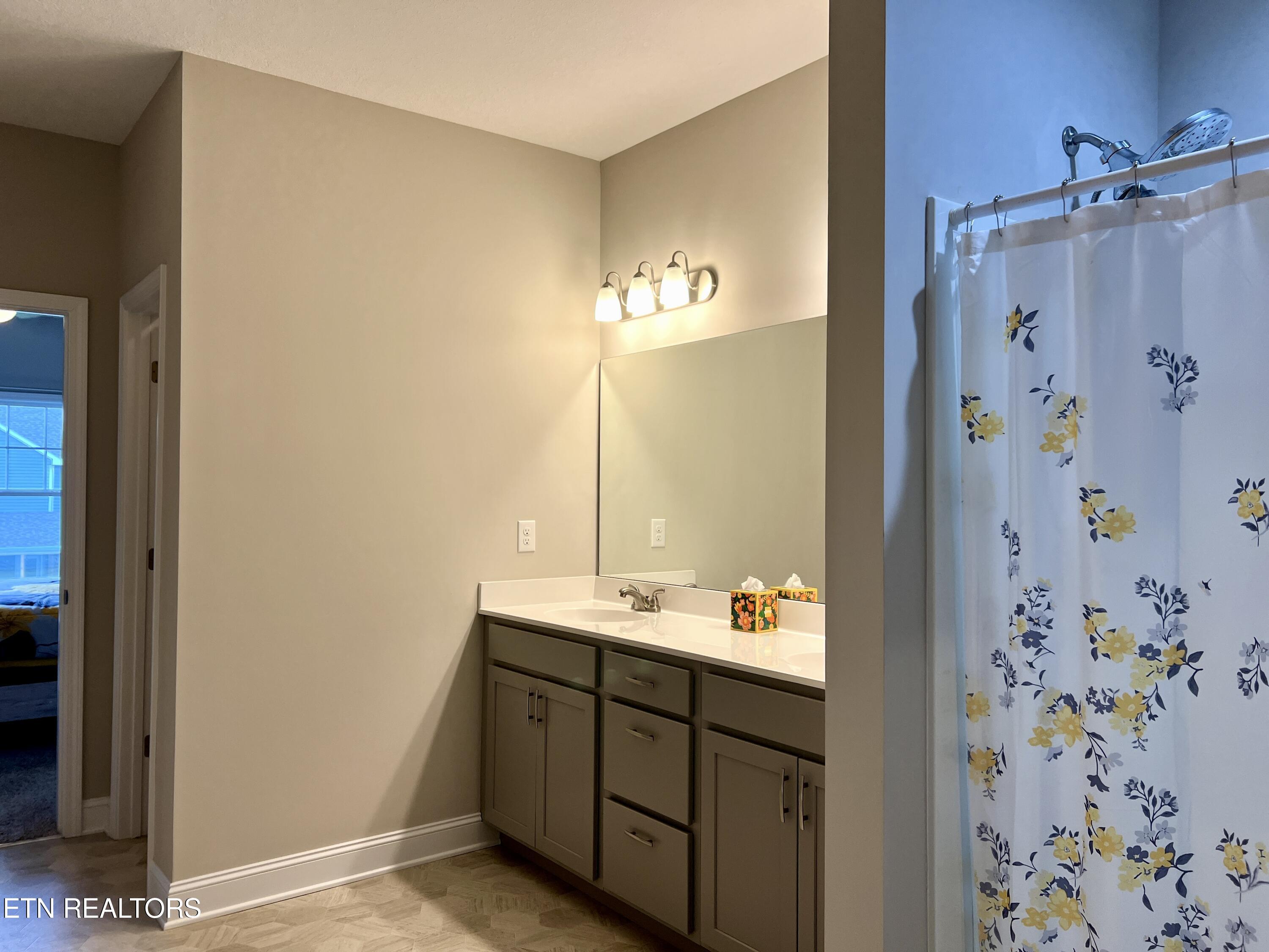 109 E Elderberry Street Oak Ridge TN 37830