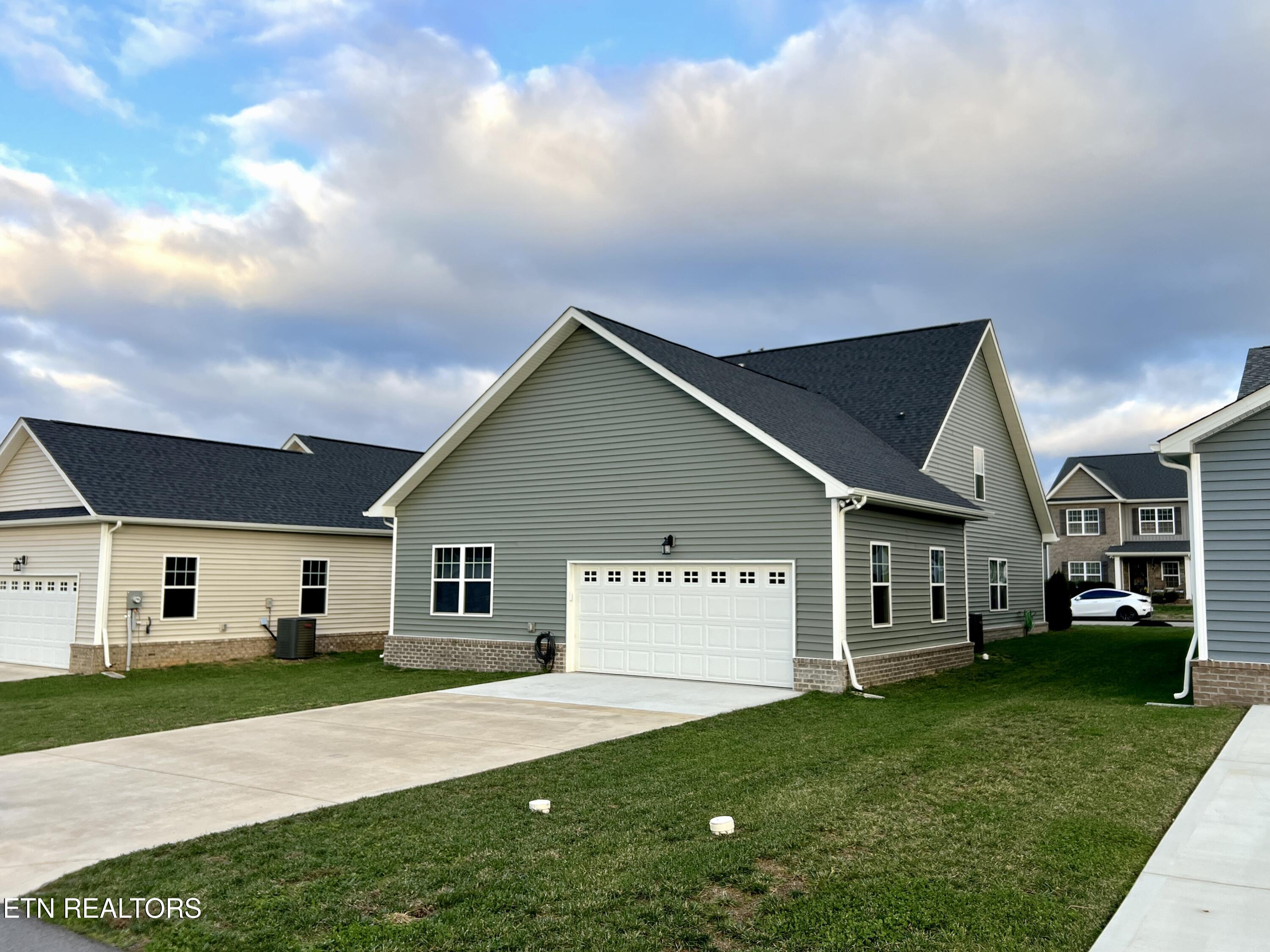 109 E Elderberry Street Oak Ridge TN 37830