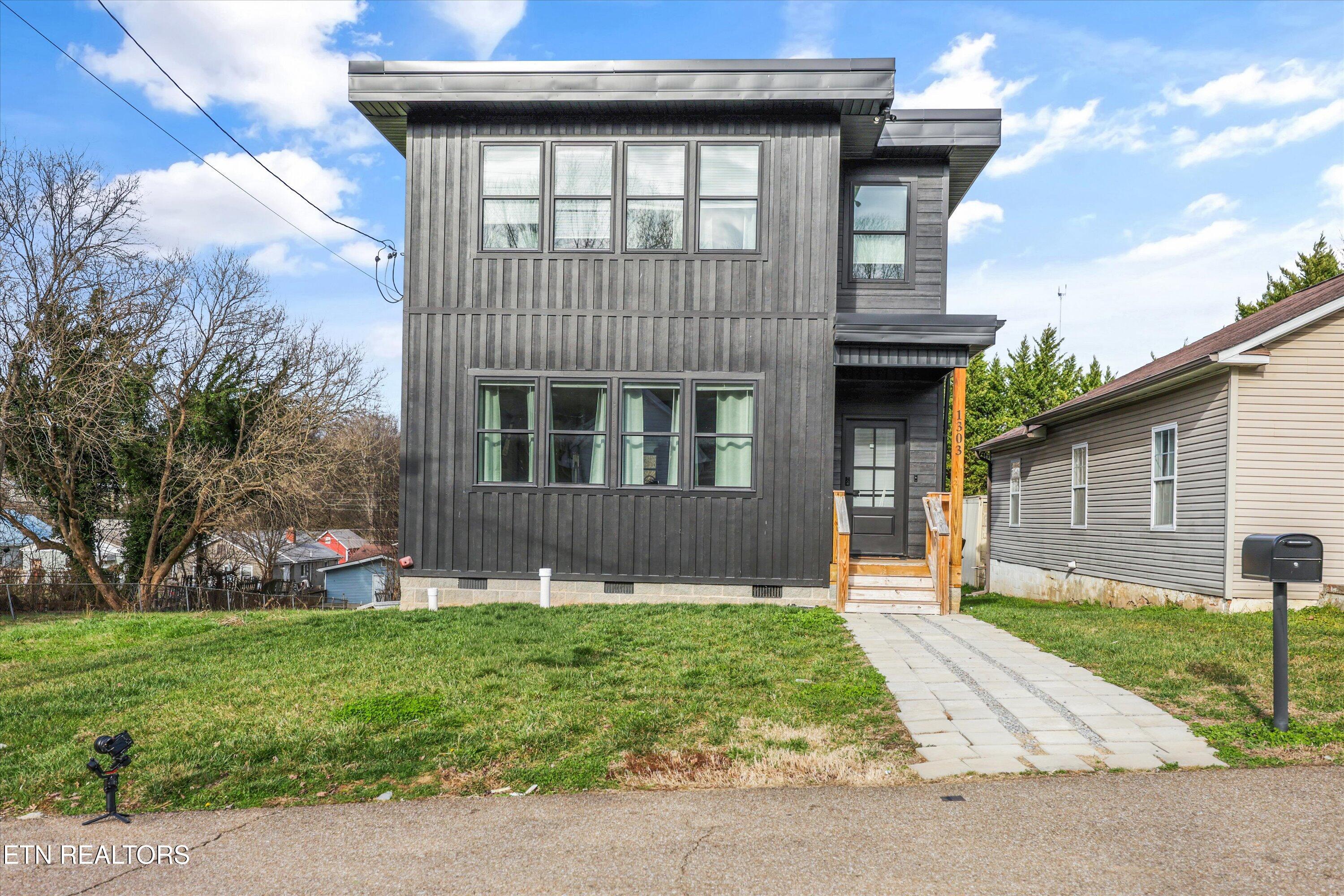1303 W Baxter Avenue Knoxville TN 37921