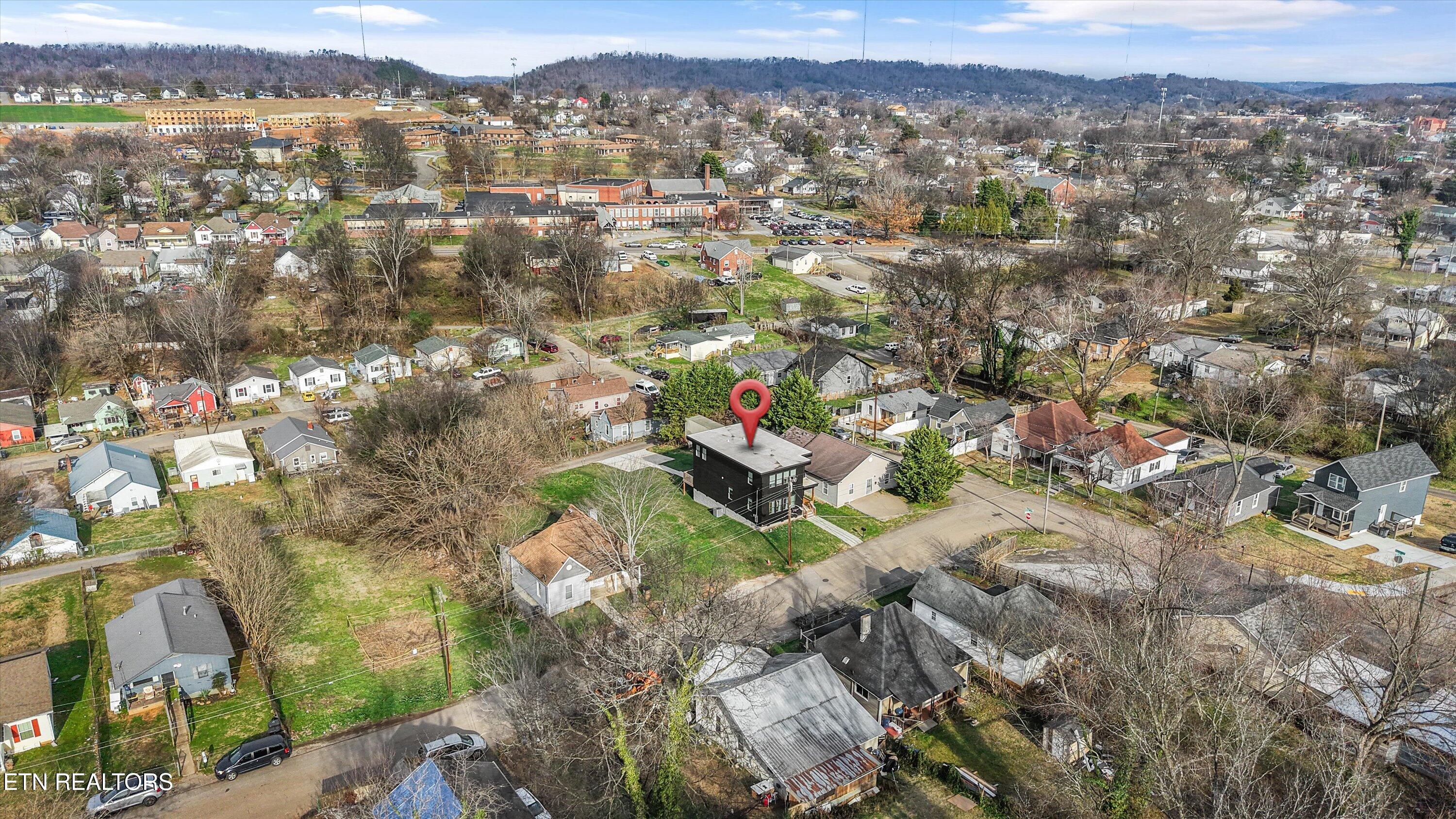 1303 W Baxter Avenue Knoxville TN 37921