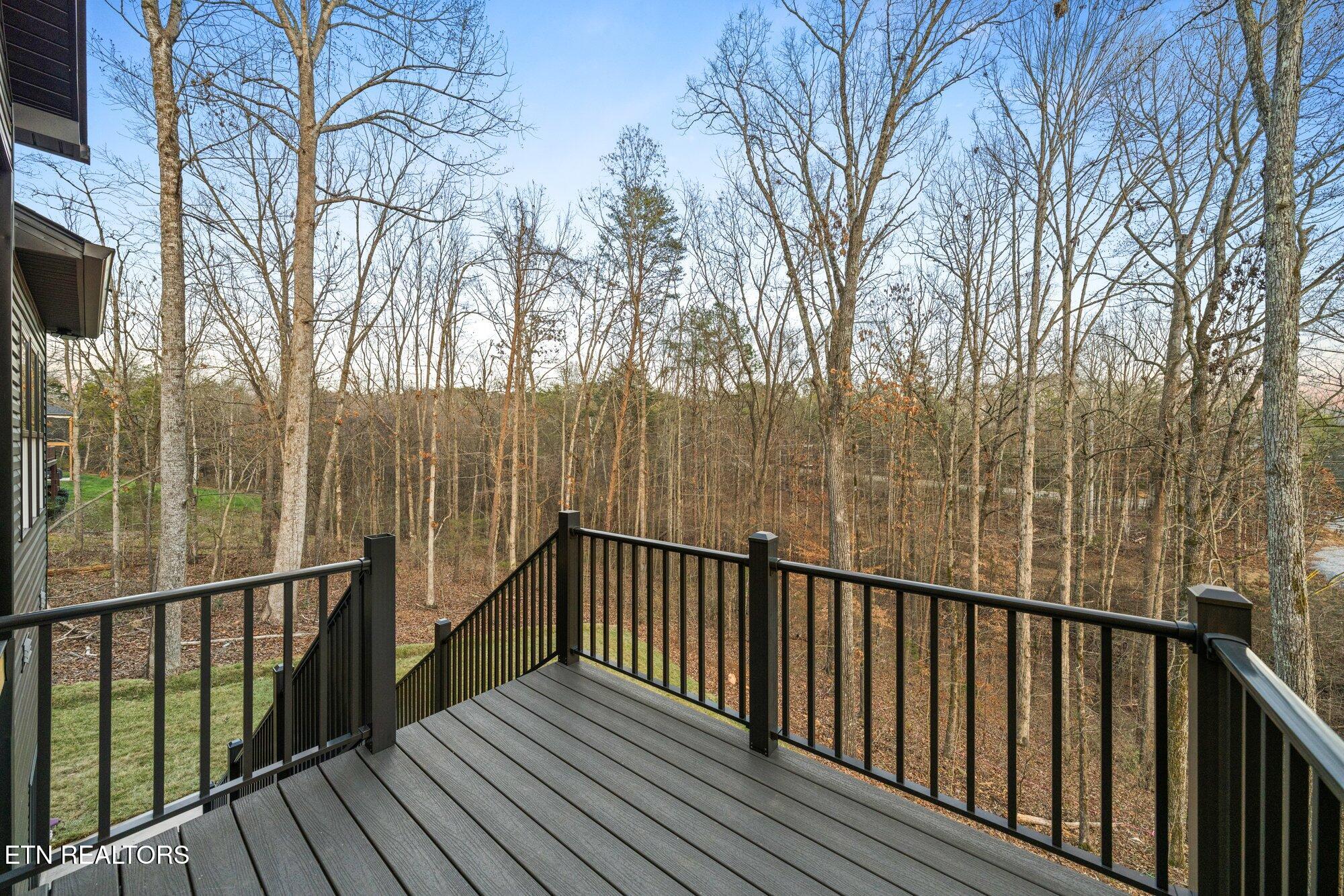 136 Amohi Way Loudon TN 37774