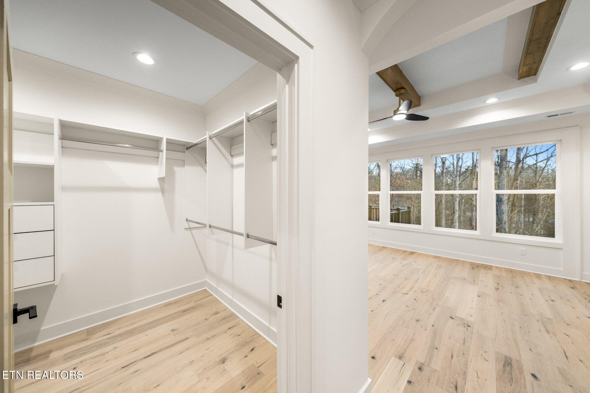 136 Amohi Way Loudon TN 37774