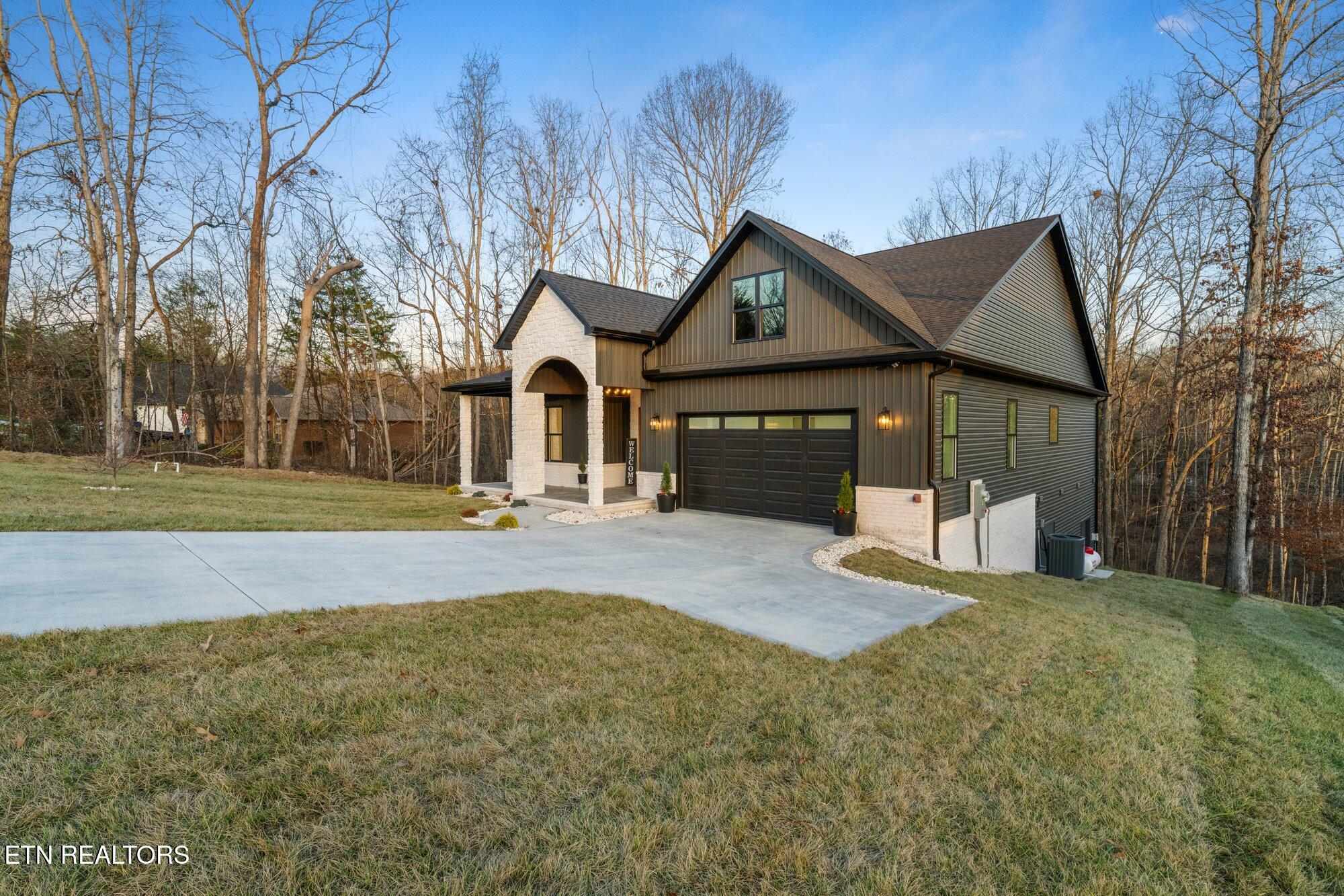 136 Amohi Way Loudon TN 37774