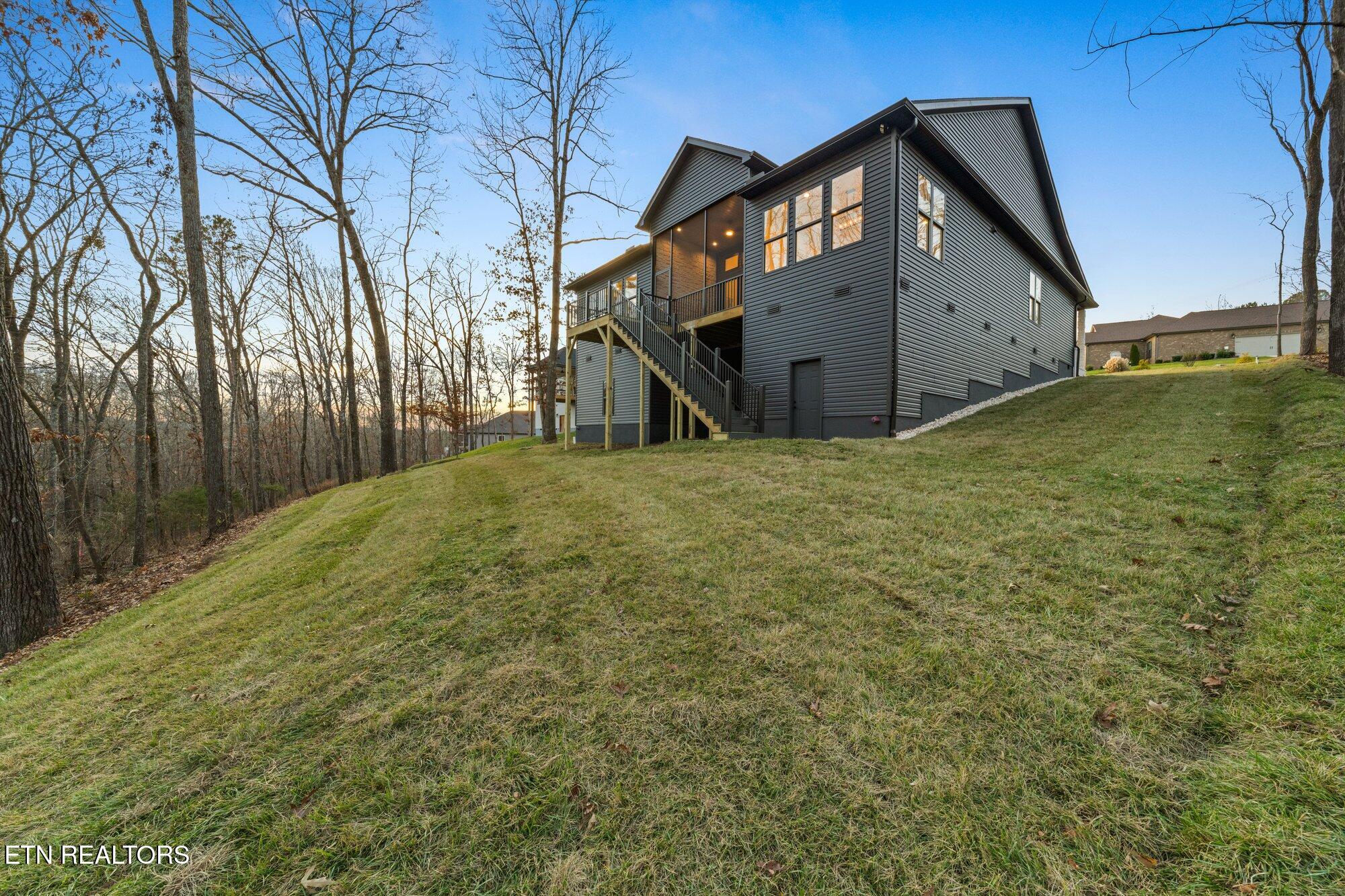 136 Amohi Way Loudon TN 37774