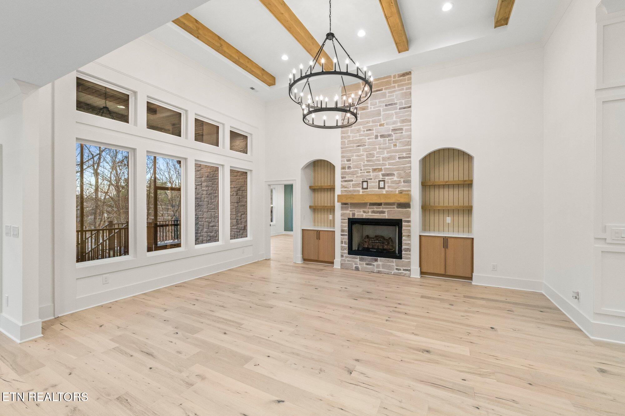 136 Amohi Way Loudon TN 37774