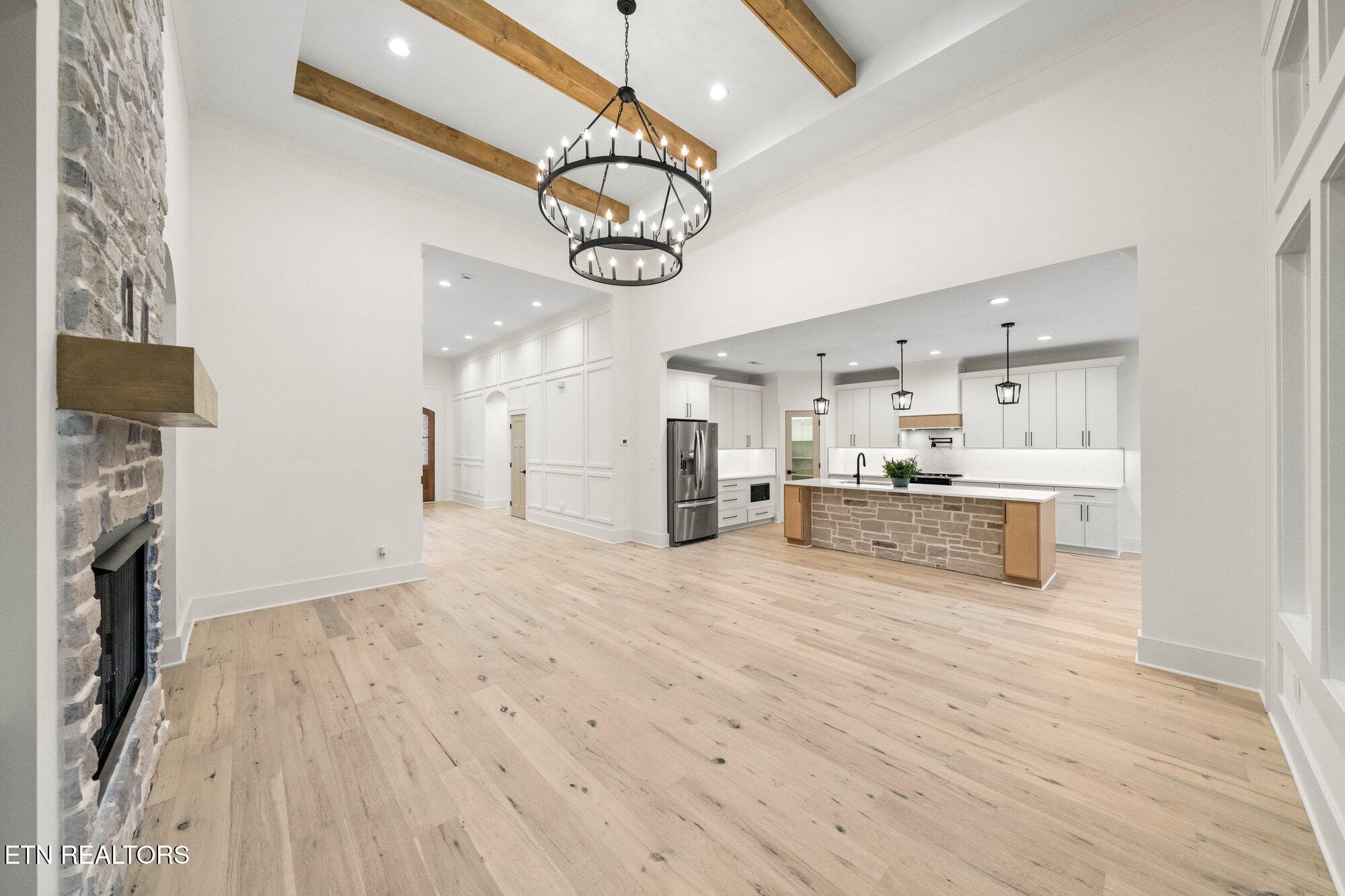 136 Amohi Way Loudon TN 37774