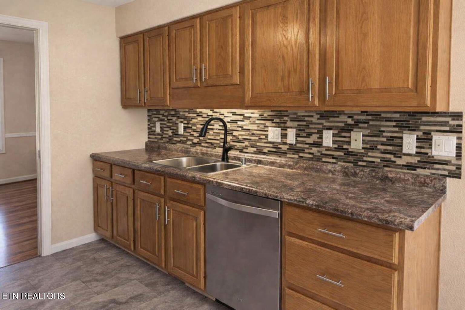 161 Albemarle Lane Crossville TN 38558