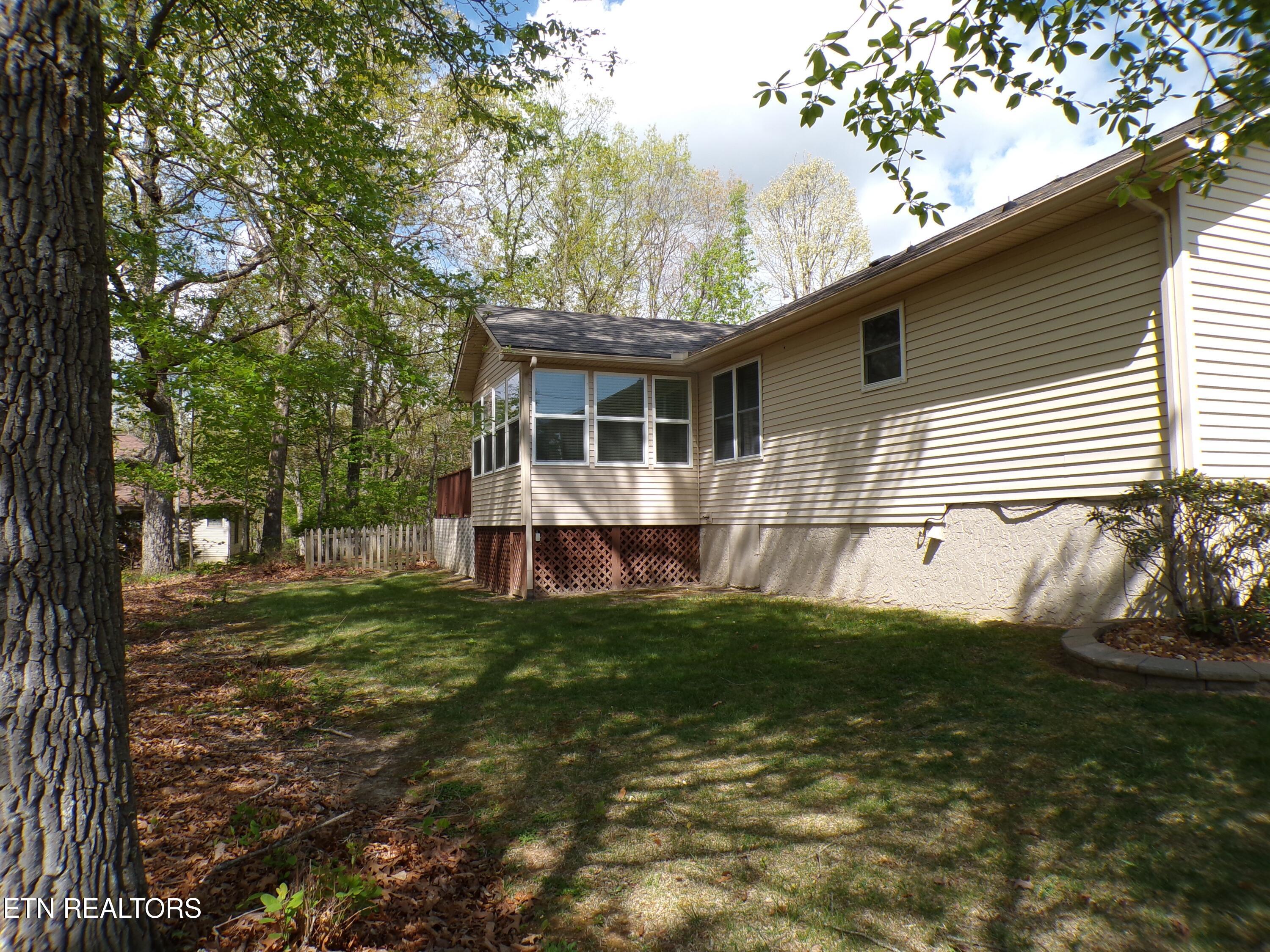 161 Albemarle Lane Crossville TN 38558
