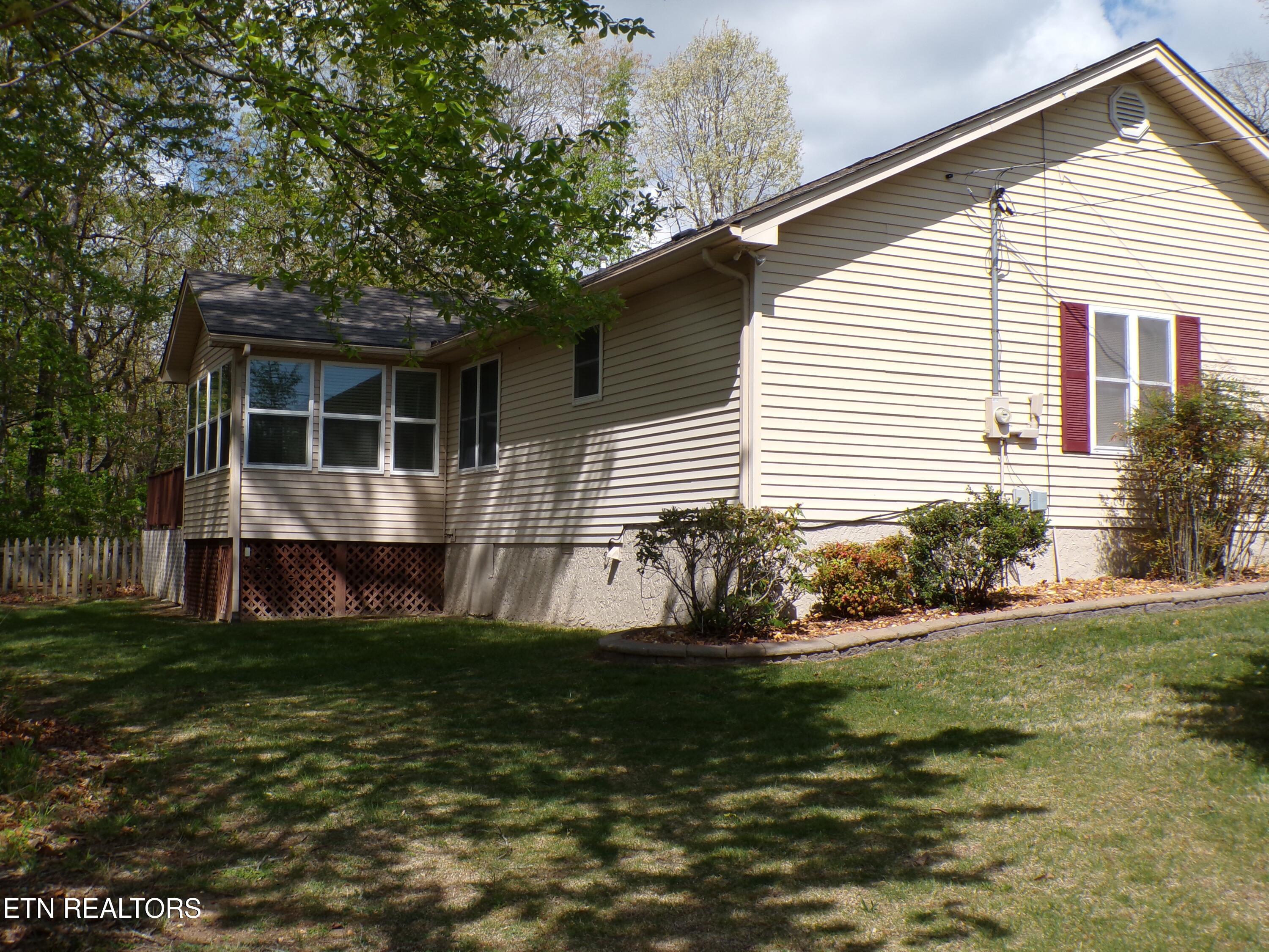 161 Albemarle Lane Crossville TN 38558