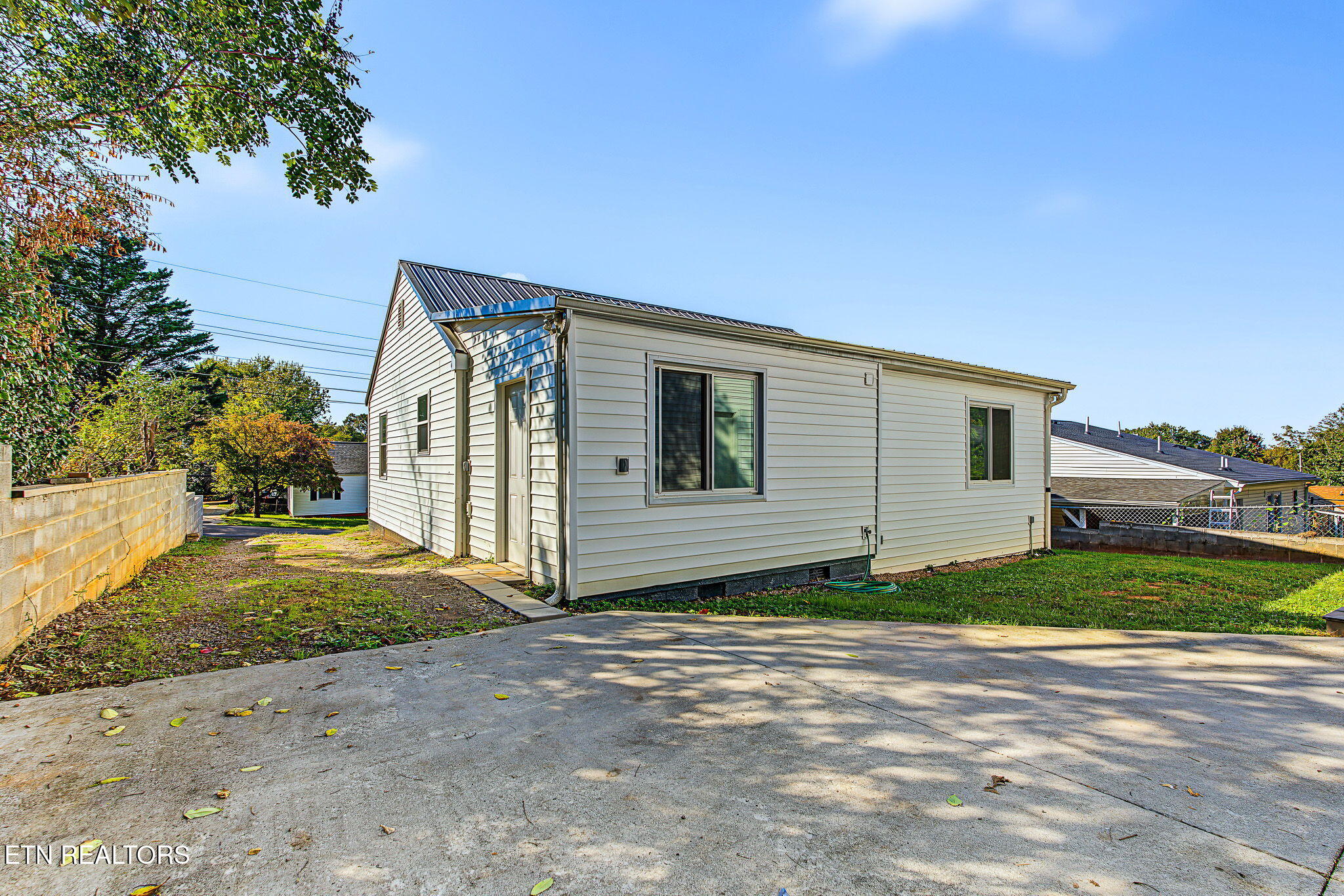 3424 Feathers Street Knoxville TN 37920