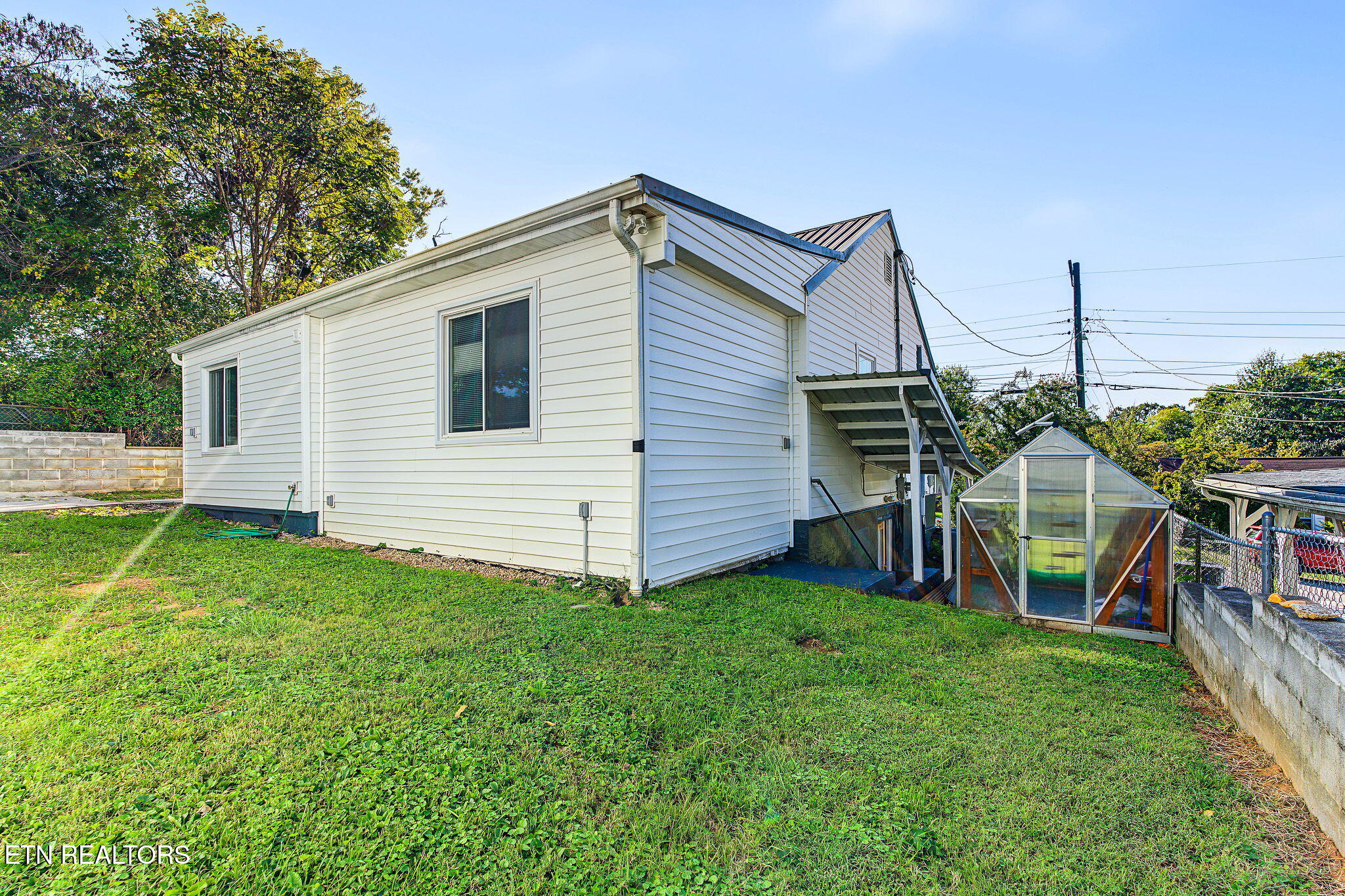 3424 Feathers Street Knoxville TN 37920