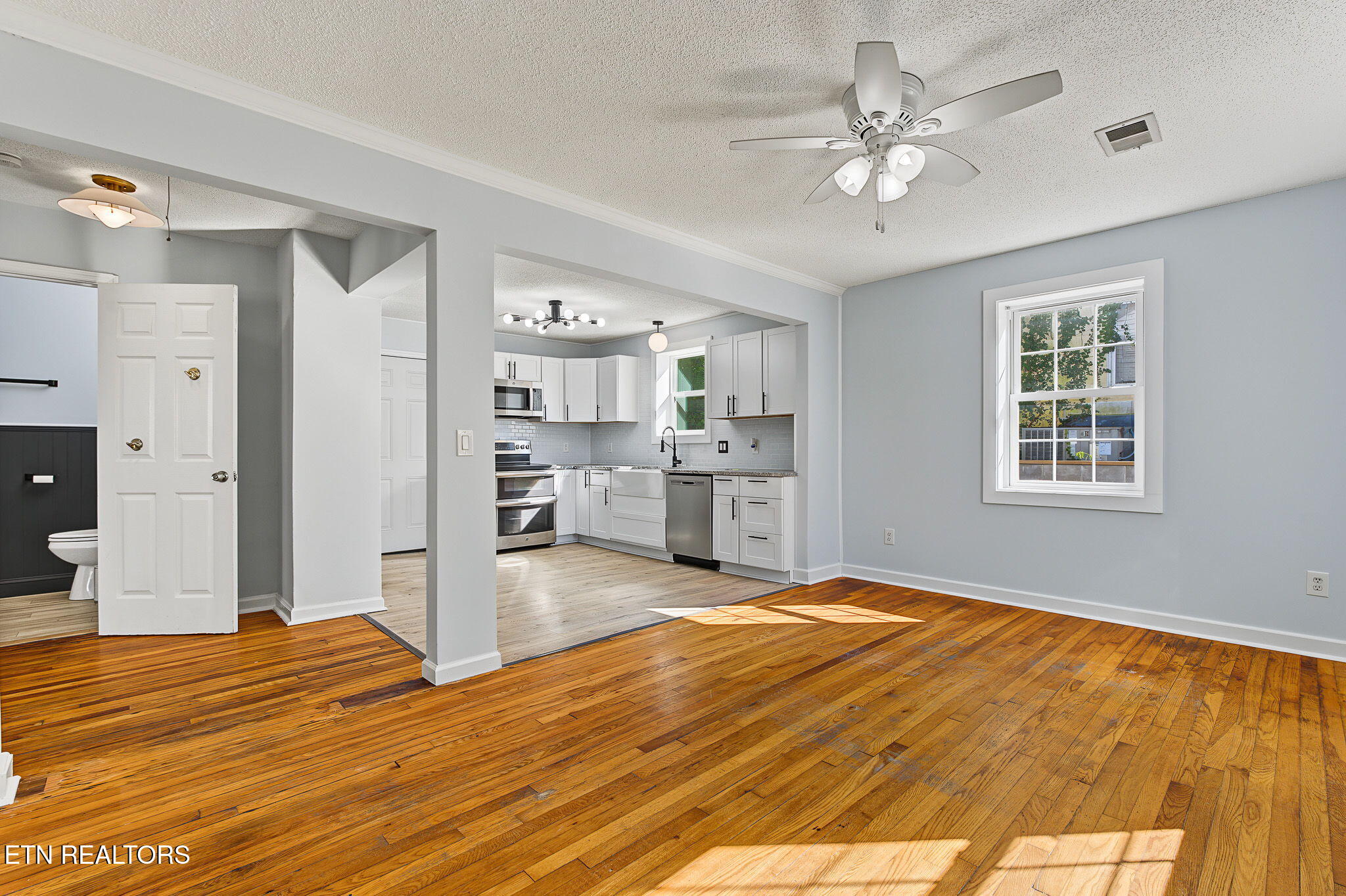 3424 Feathers Street Knoxville TN 37920