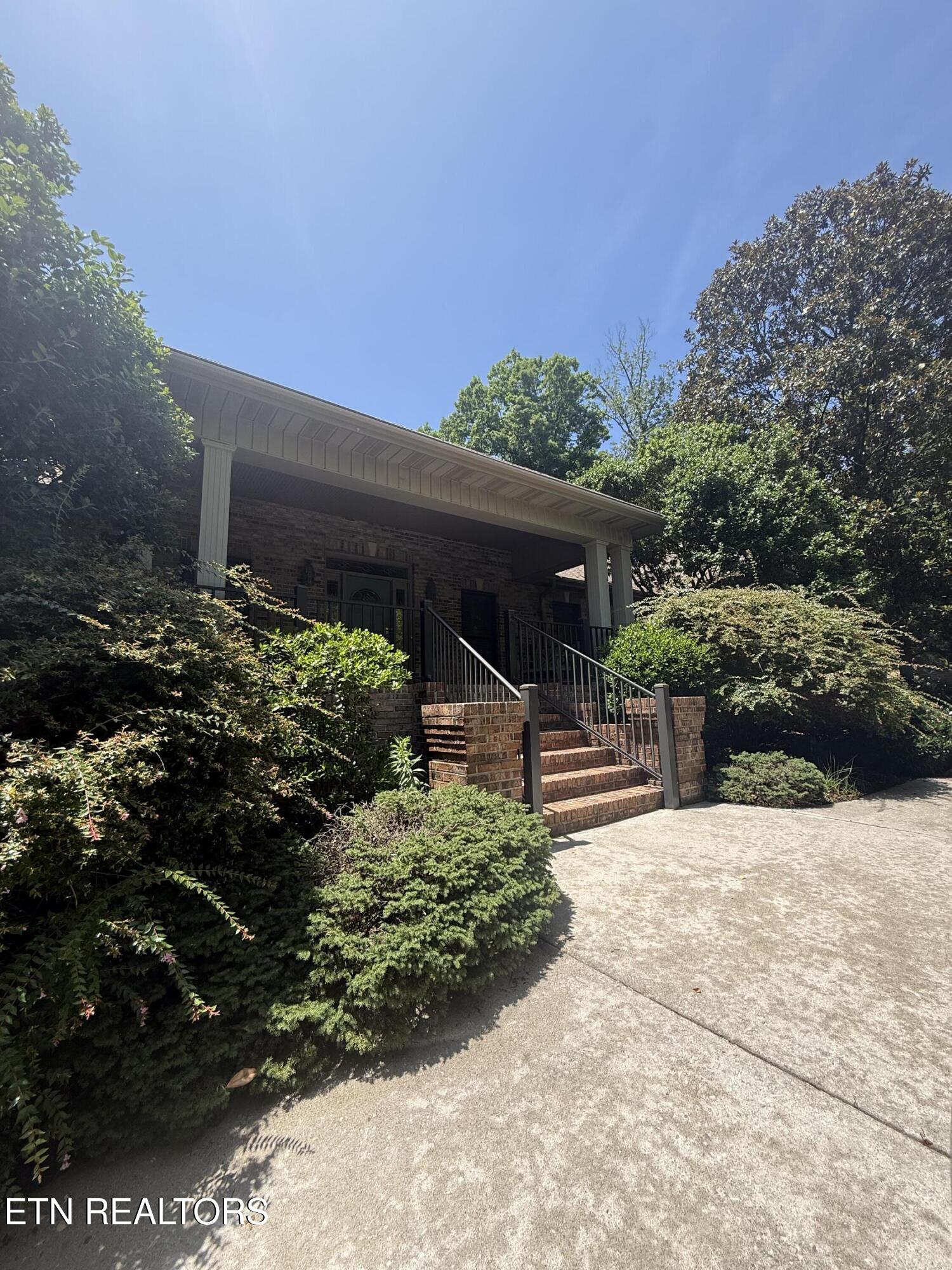1817 Peppertree Drive Alcoa TN 37701
