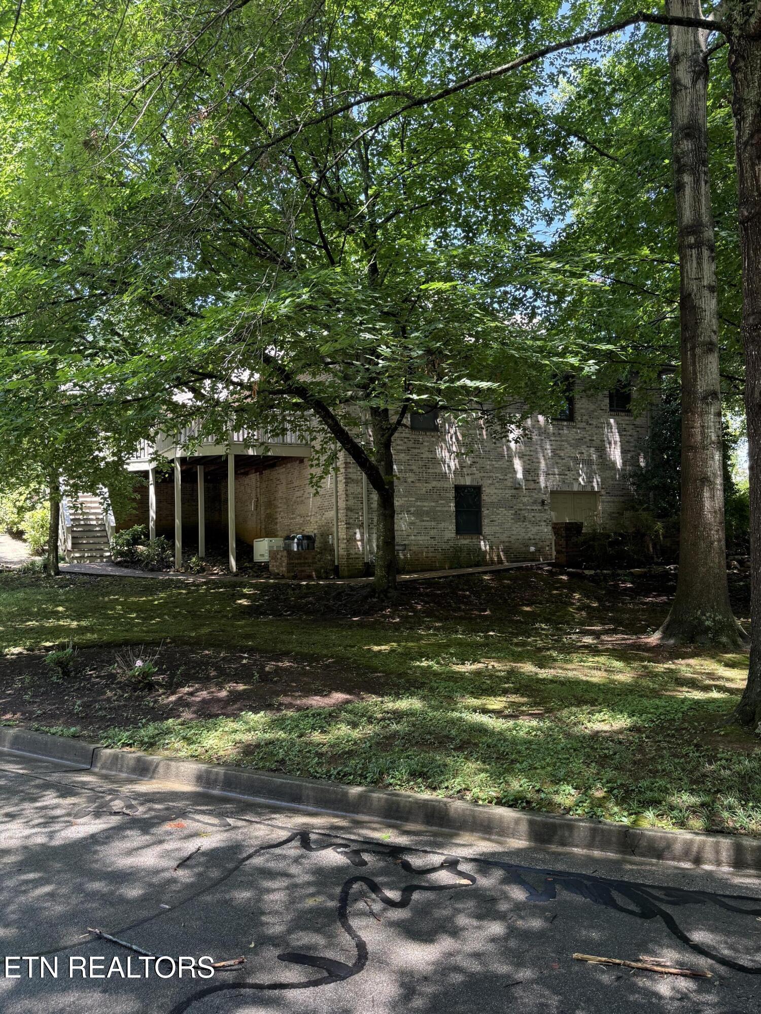 1817 Peppertree Drive Alcoa TN 37701