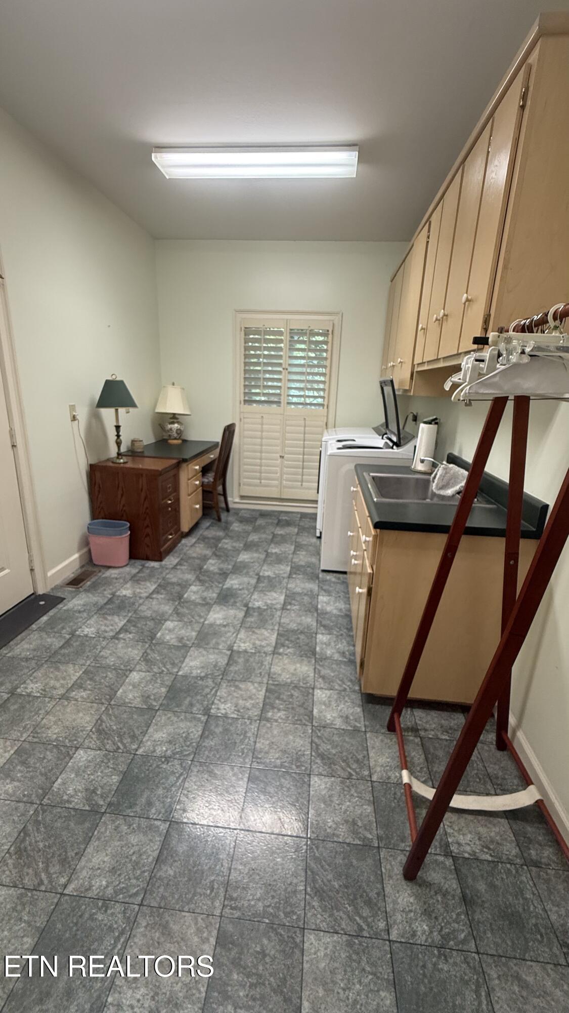 1817 Peppertree Drive Alcoa TN 37701