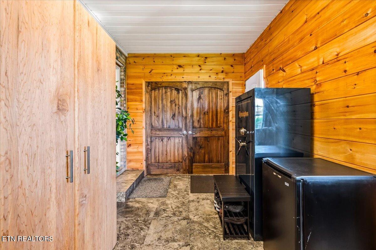 819 Island Ford Road Jacksboro TN 37757