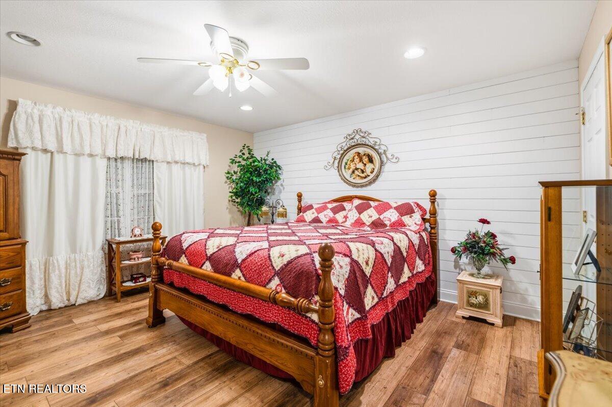 819 Island Ford Road Jacksboro TN 37757