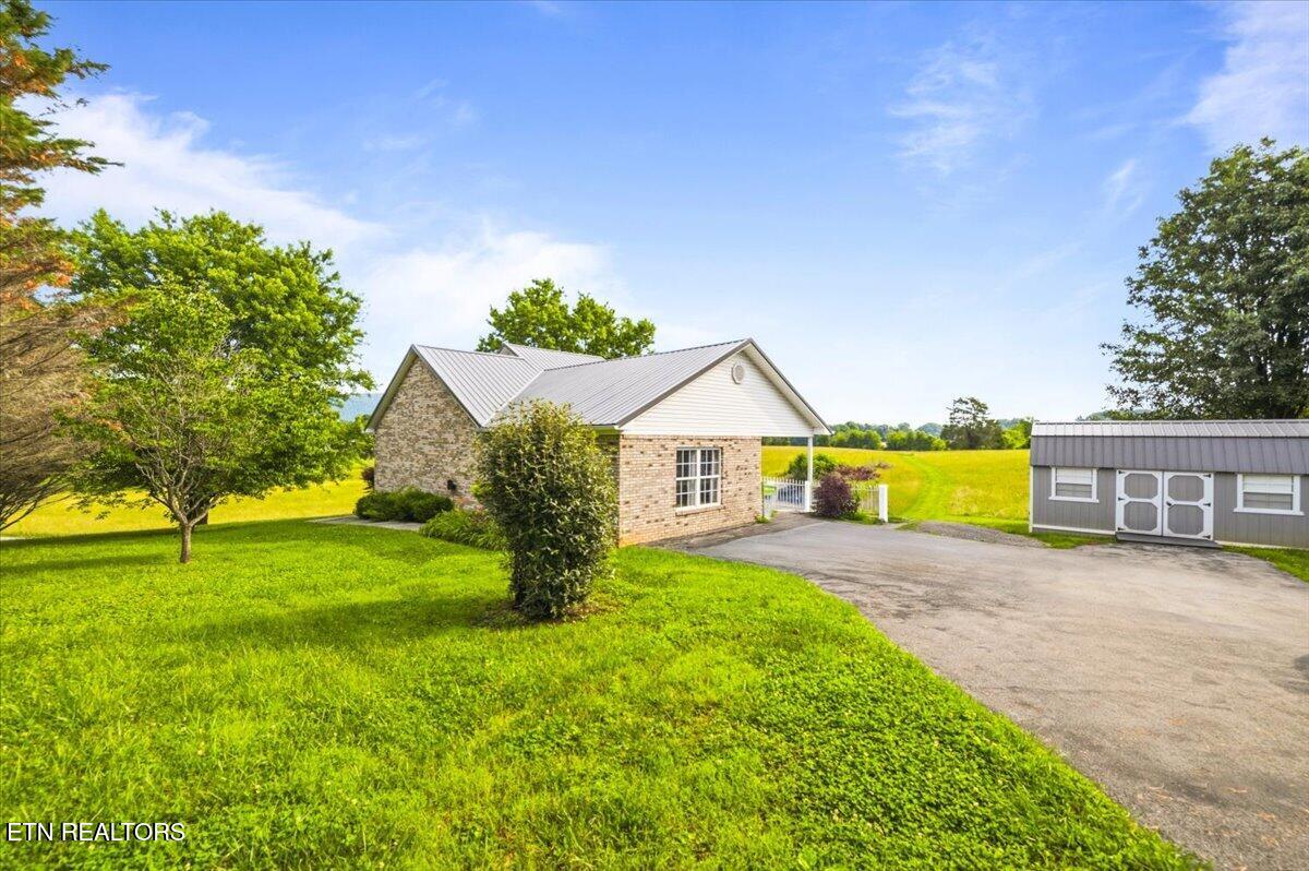819 Island Ford Road Jacksboro TN 37757