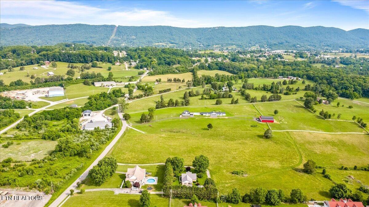 819 Island Ford Road Jacksboro TN 37757