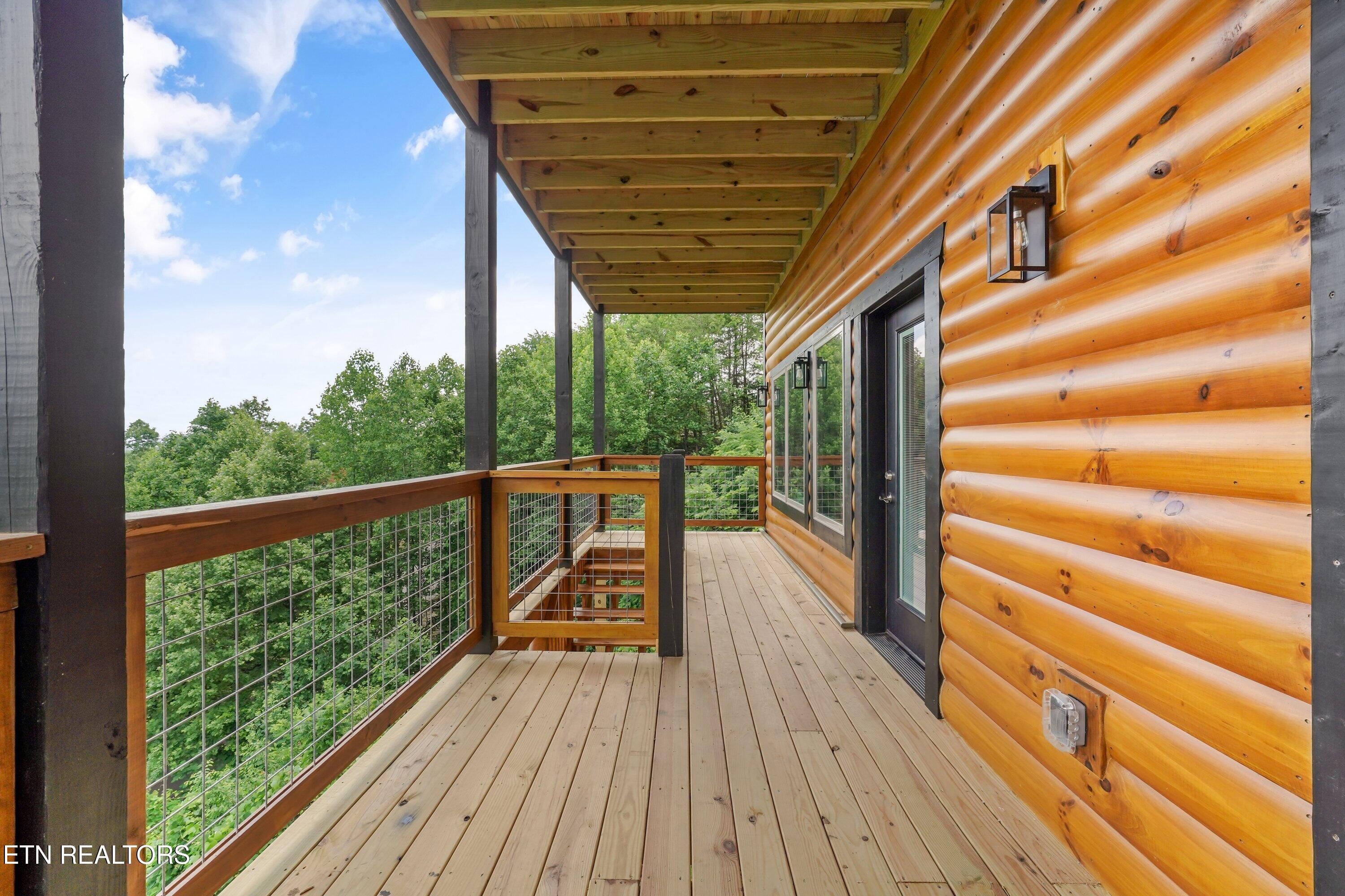 3262 Pine Peak Way Sevierville TN 37862