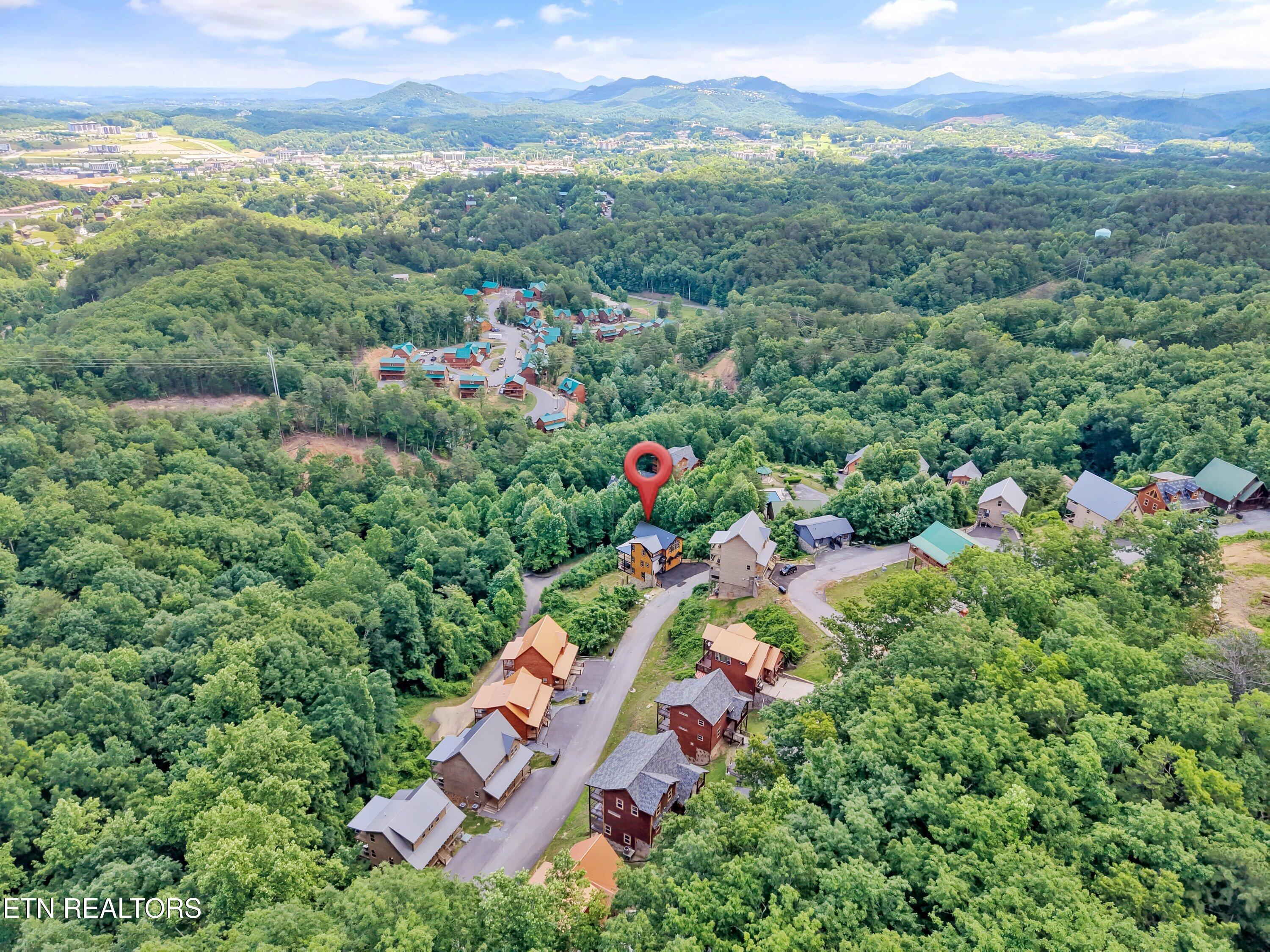 3262 Pine Peak Way Sevierville TN 37862