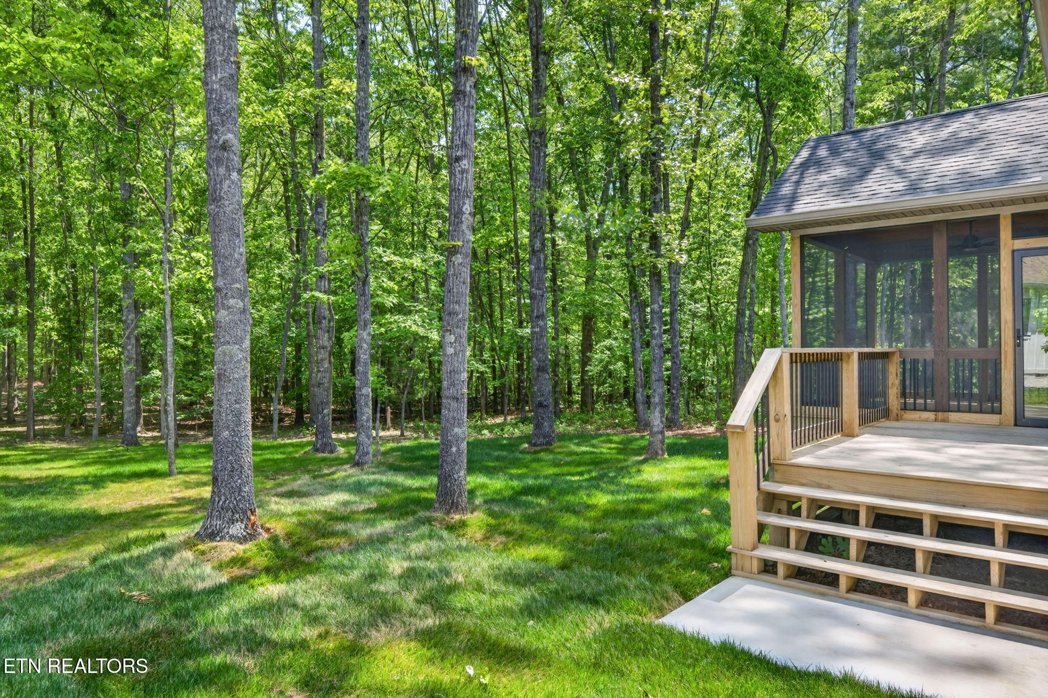 30 Andover Lane Crossville TN 38558