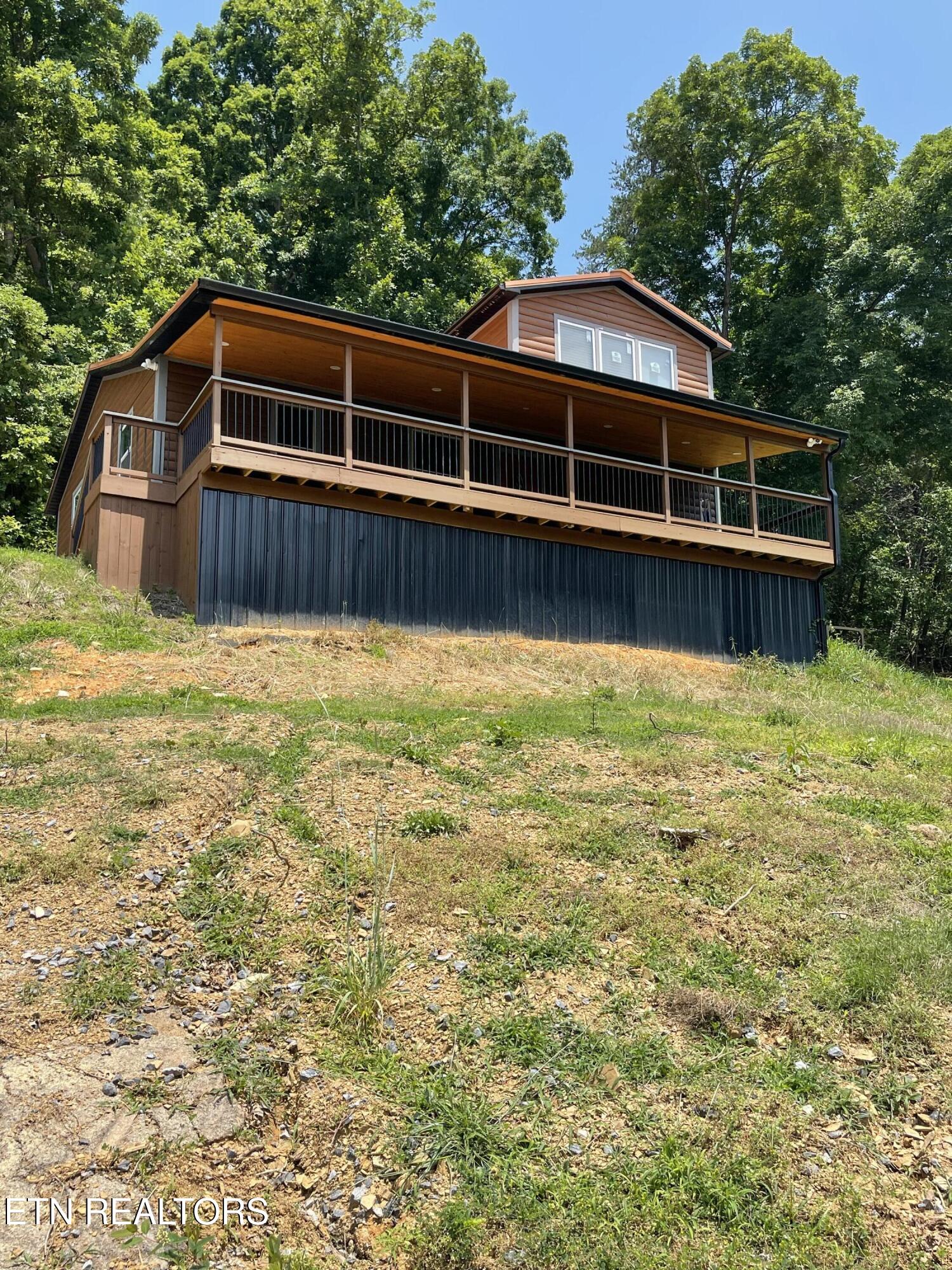 1908 Inskip Lane Dandridge TN 37725