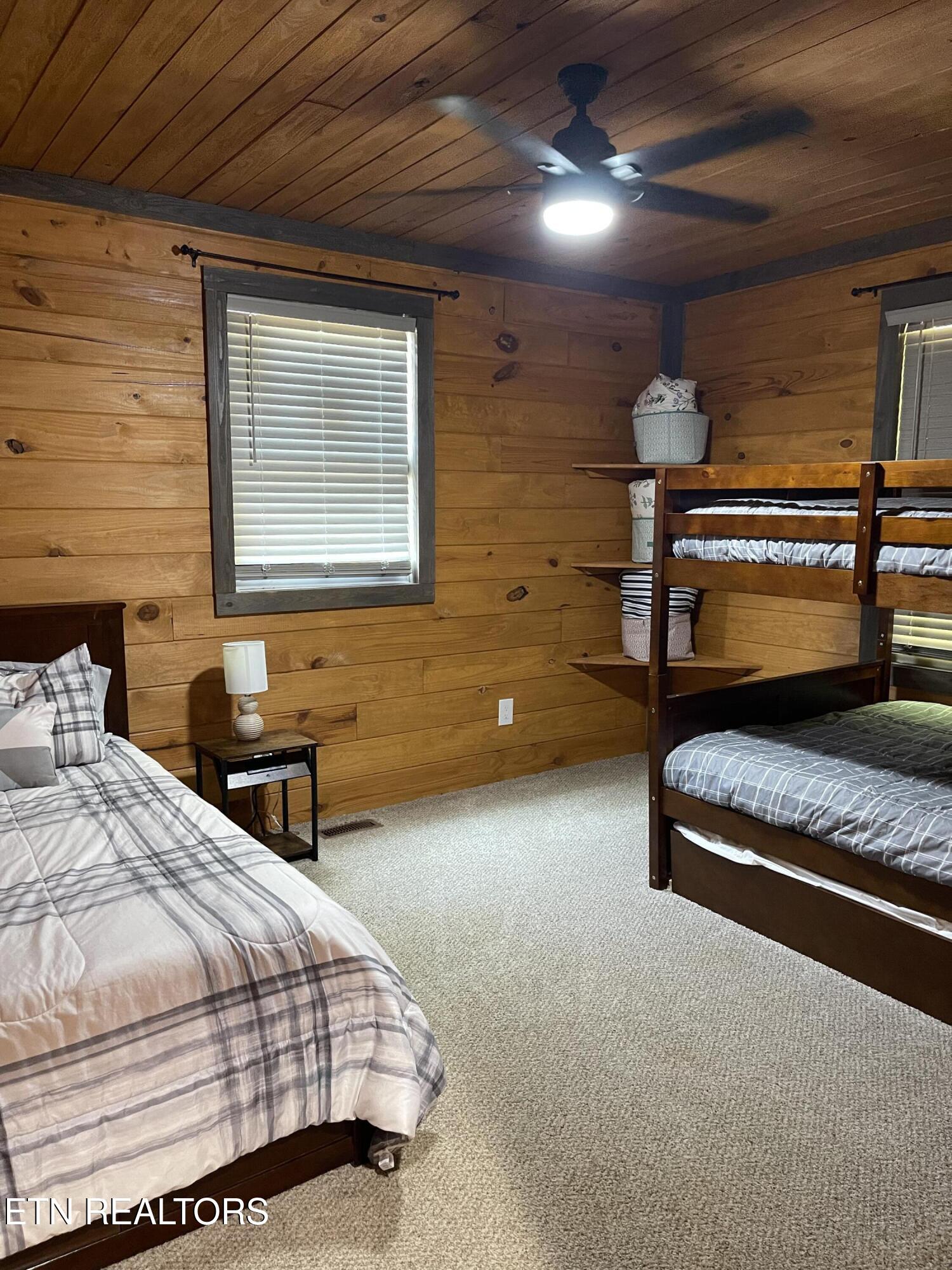1908 Inskip Lane Dandridge TN 37725