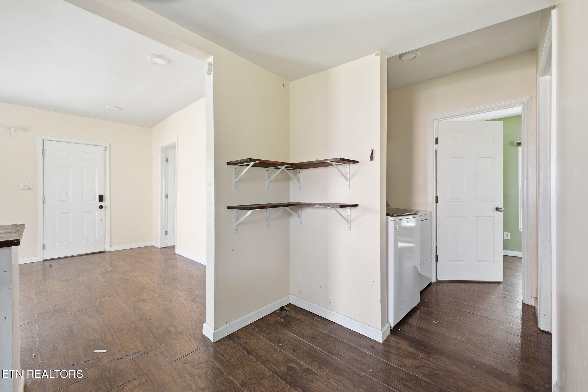 2531 E Glenwood Avenue Knoxville TN 37917