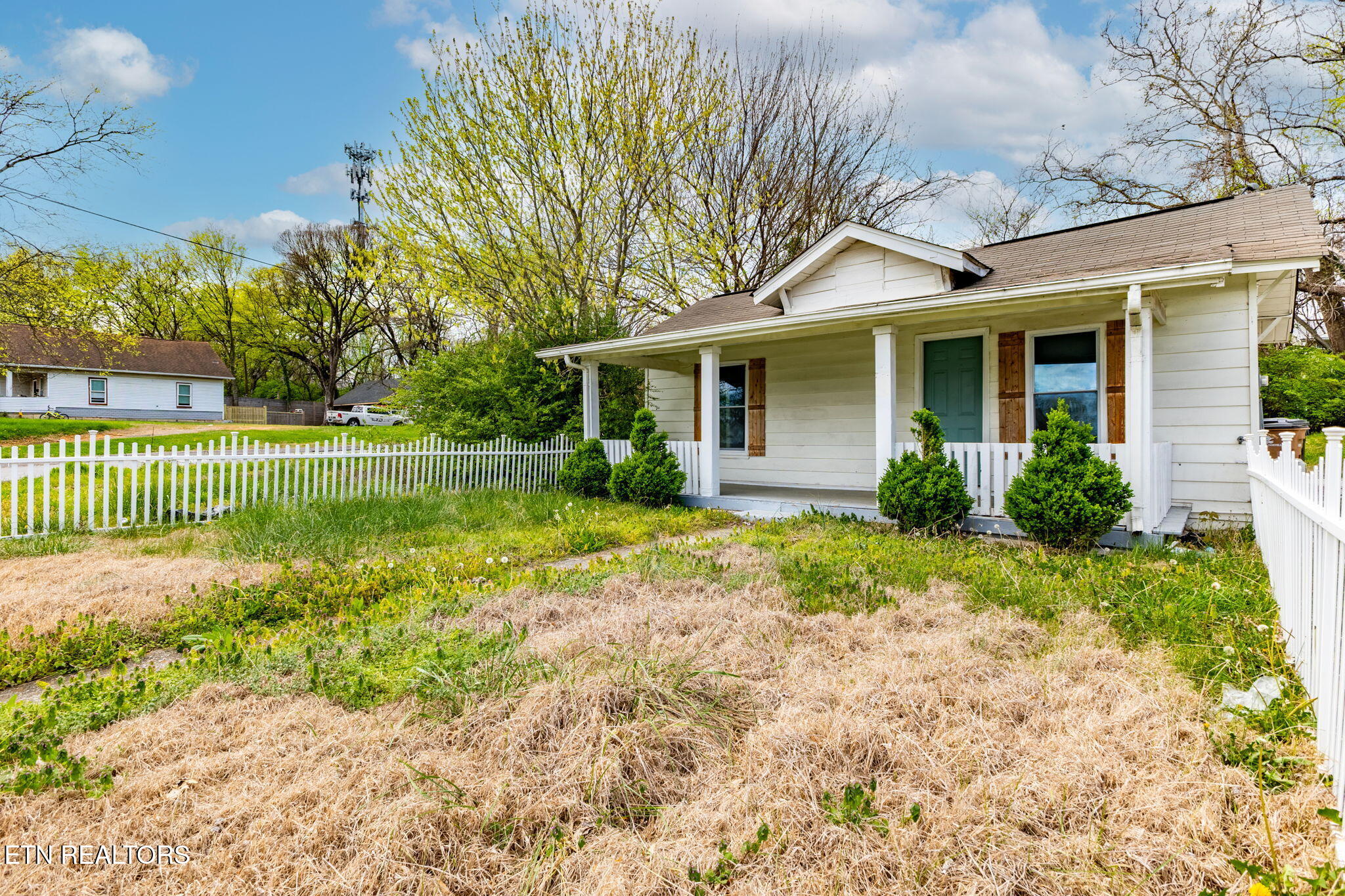 2531 E Glenwood Avenue Knoxville TN 37917
