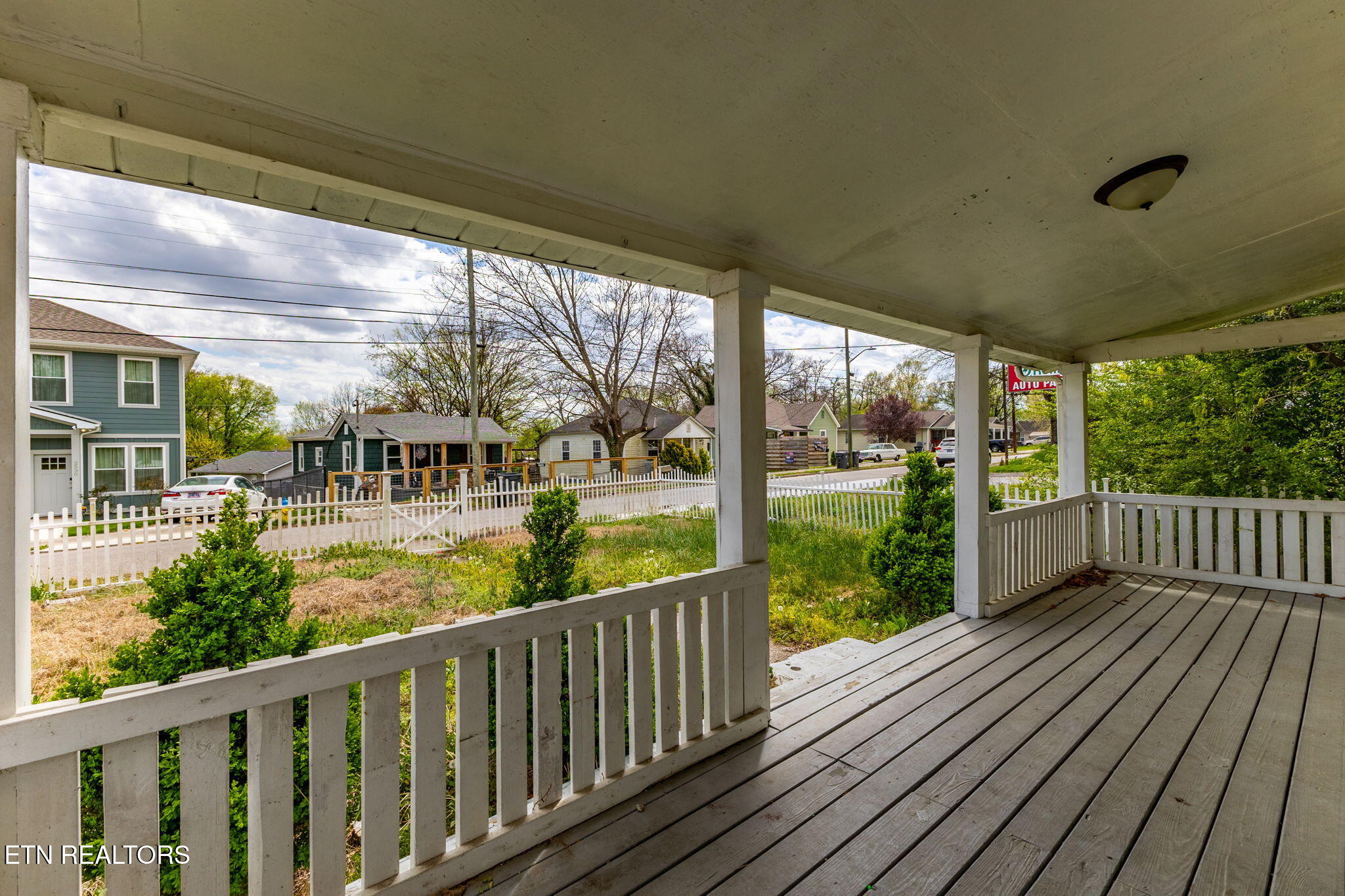 2531 E Glenwood Avenue Knoxville TN 37917