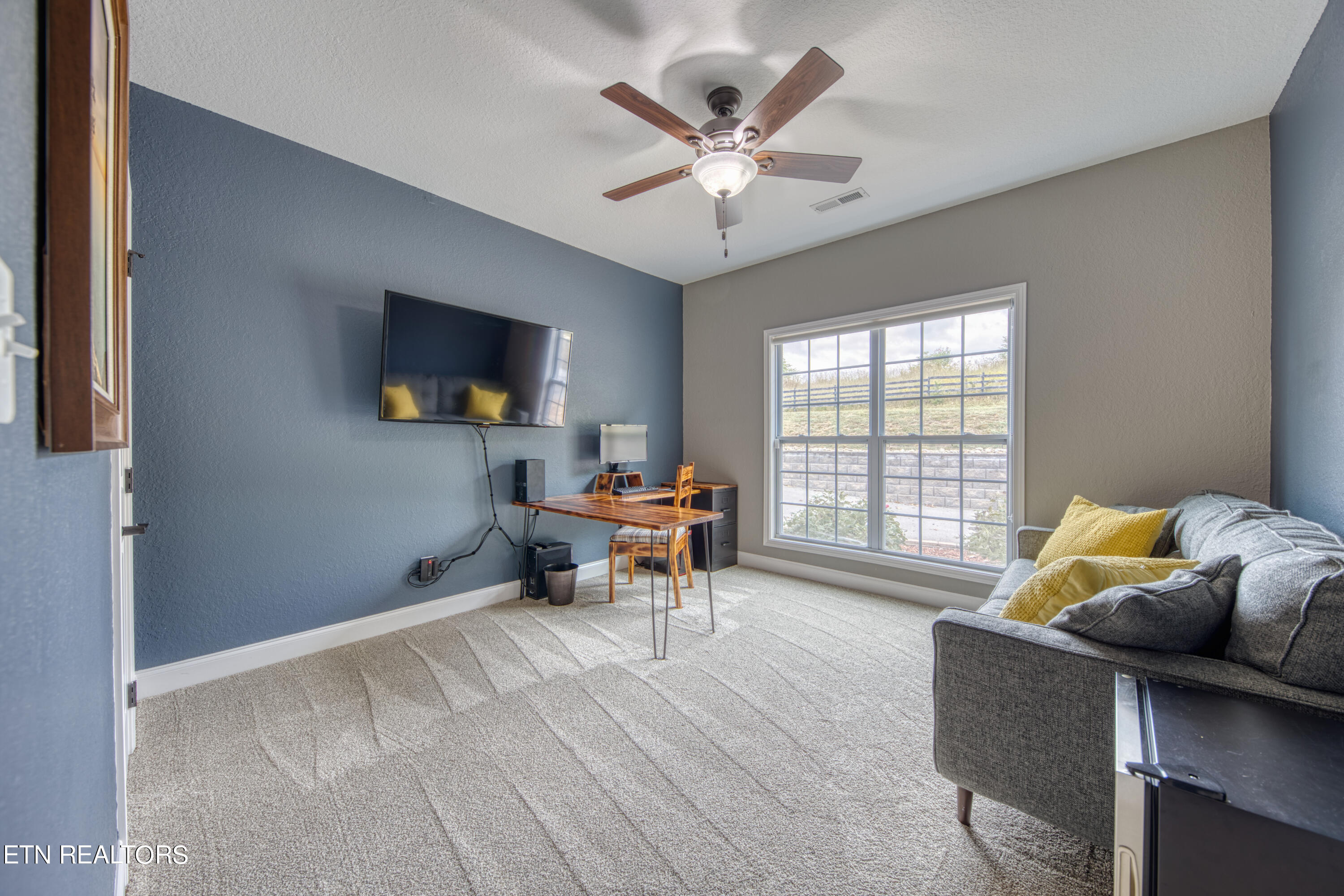 2039 Ranch Road Dandridge TN 37725