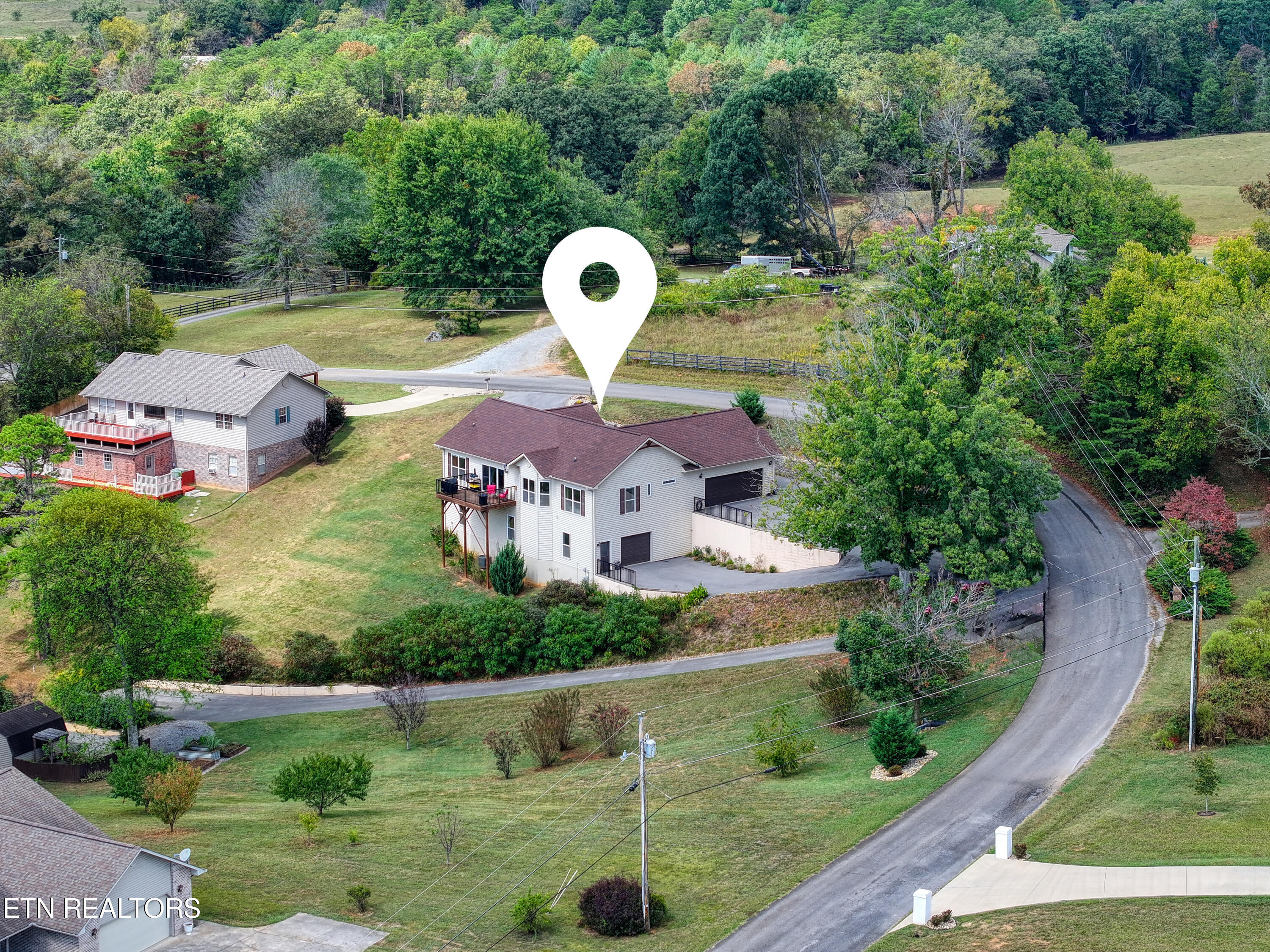 2039 Ranch Road Dandridge TN 37725