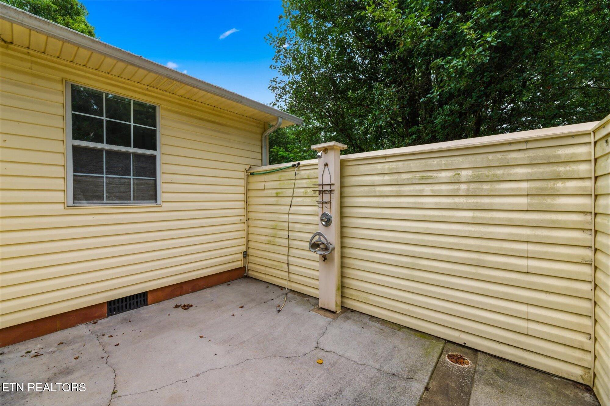 301 Wayman Road Madisonville TN 37354